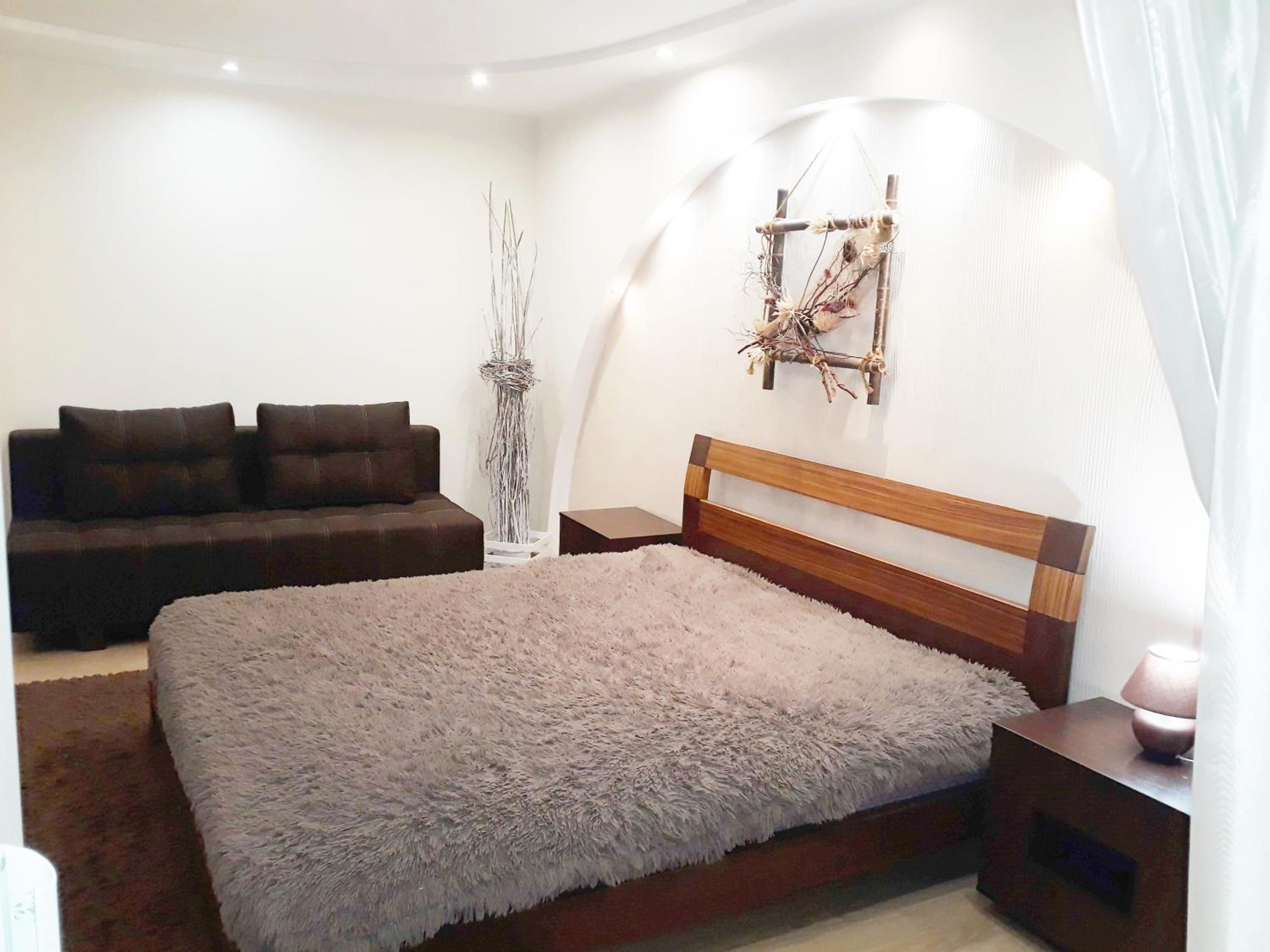 Apartment at Matusevycha Street 2-15 view 3