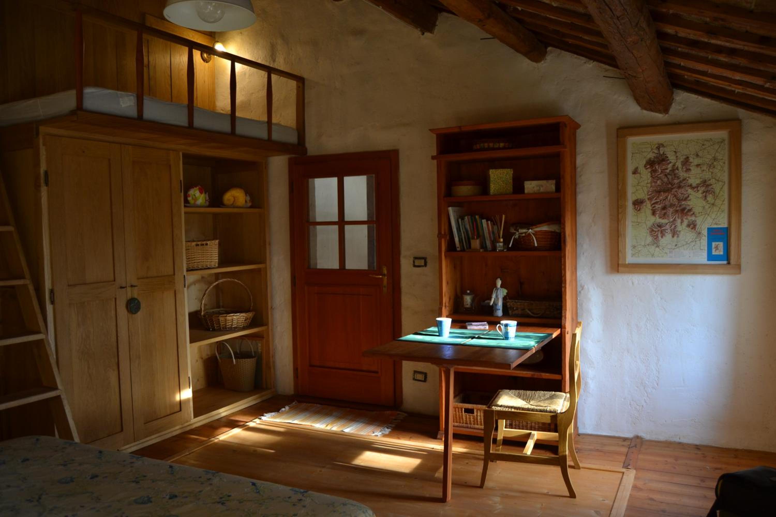 Regina Sconta view 3