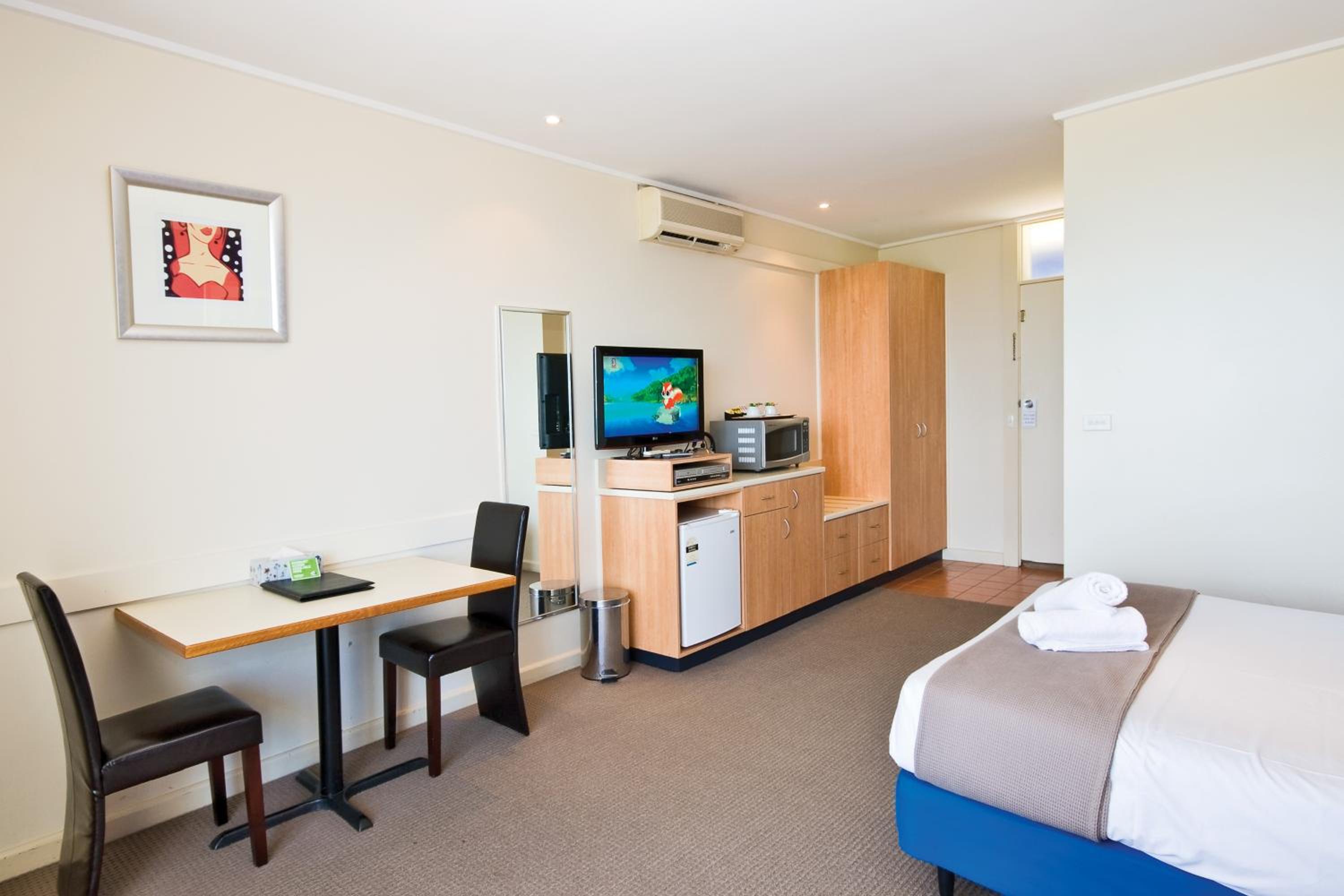The Sandridge Motel
