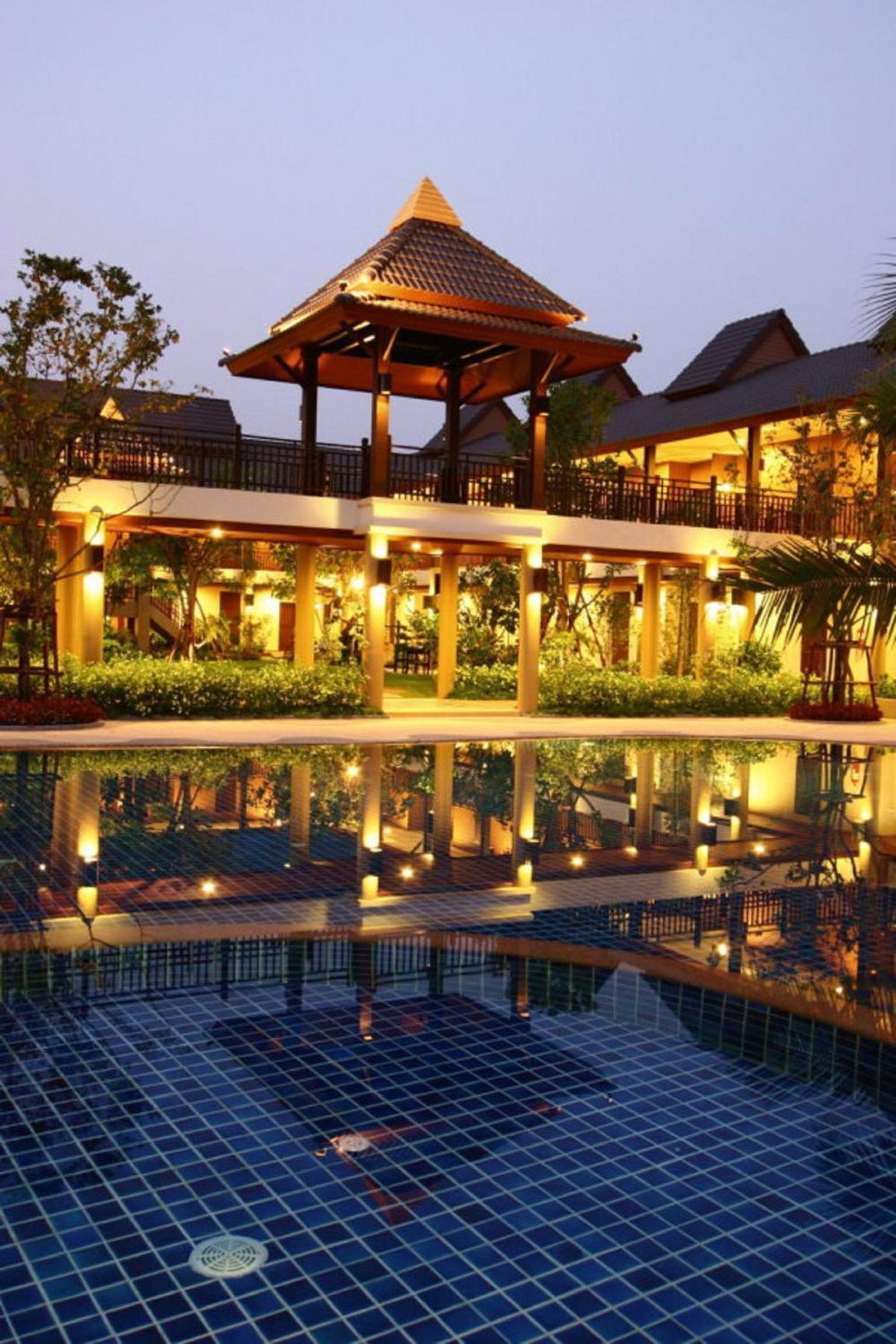 Mae Jo Golf Resort & Spa