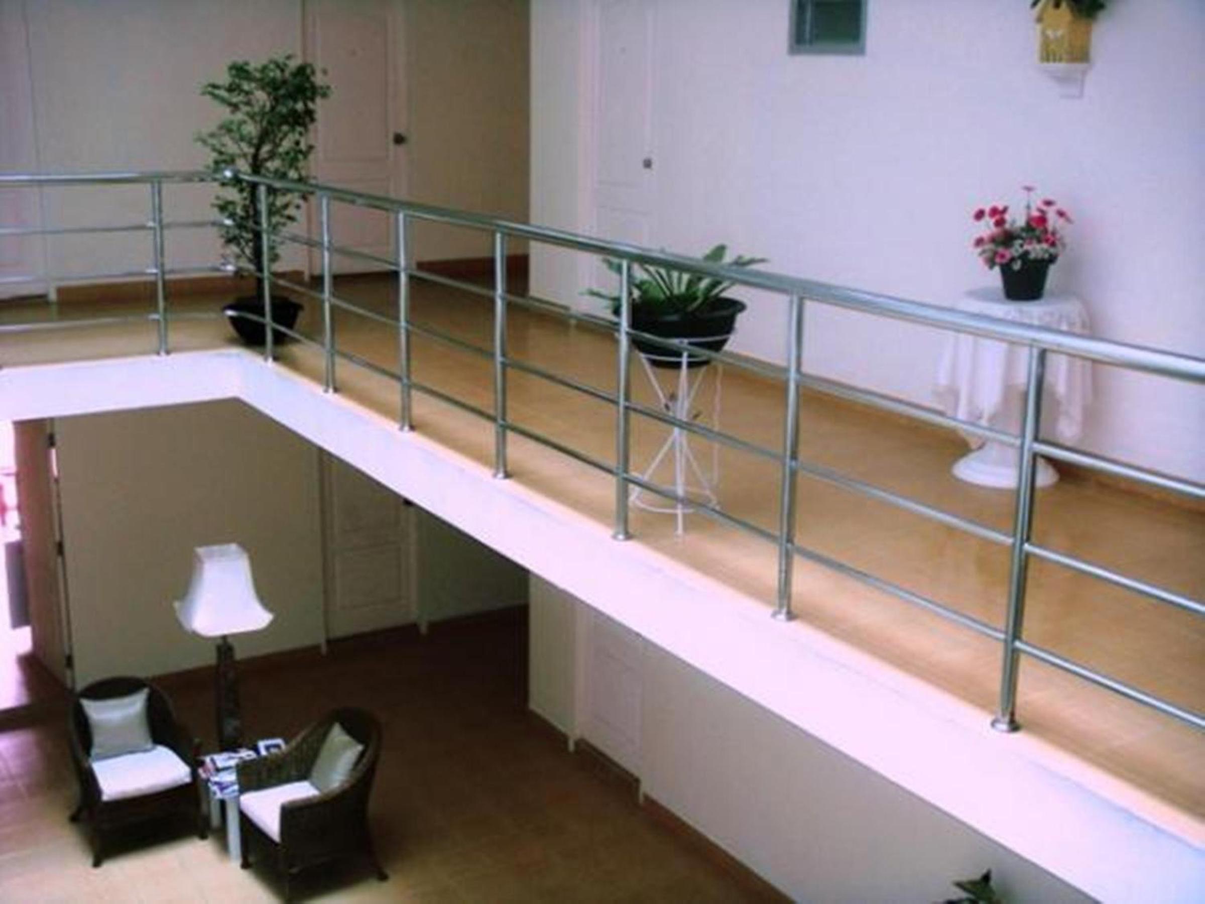 Common Living