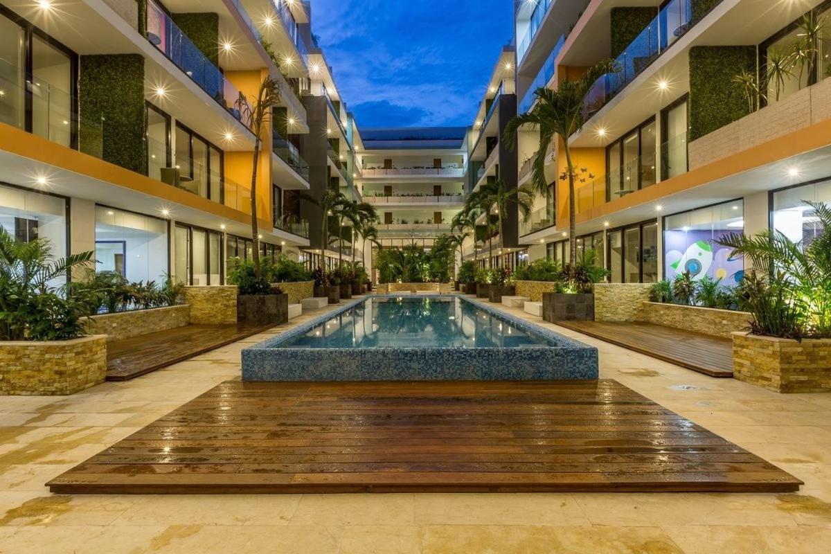 Menesse the City by Casago