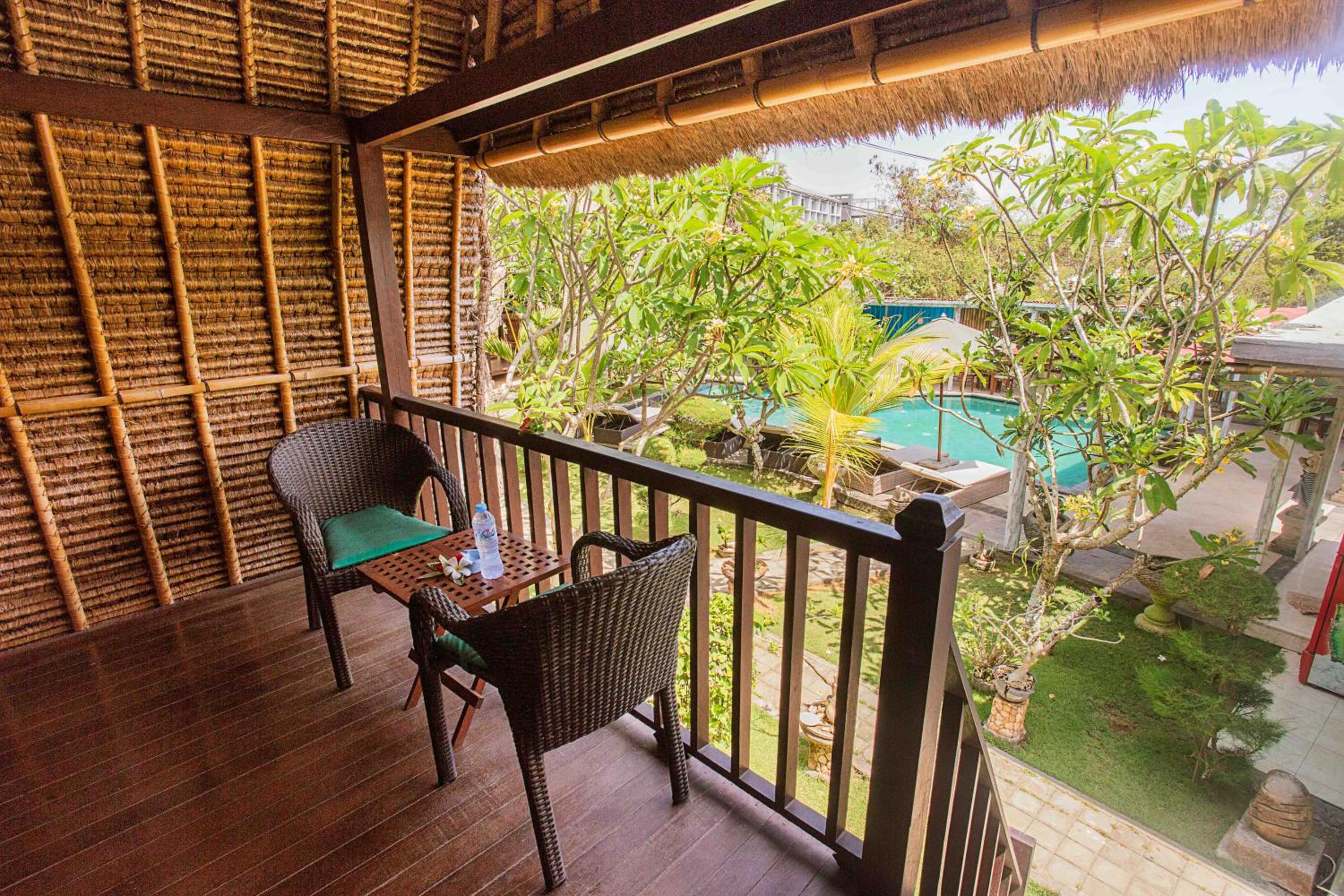Nanuk's Bungalows
