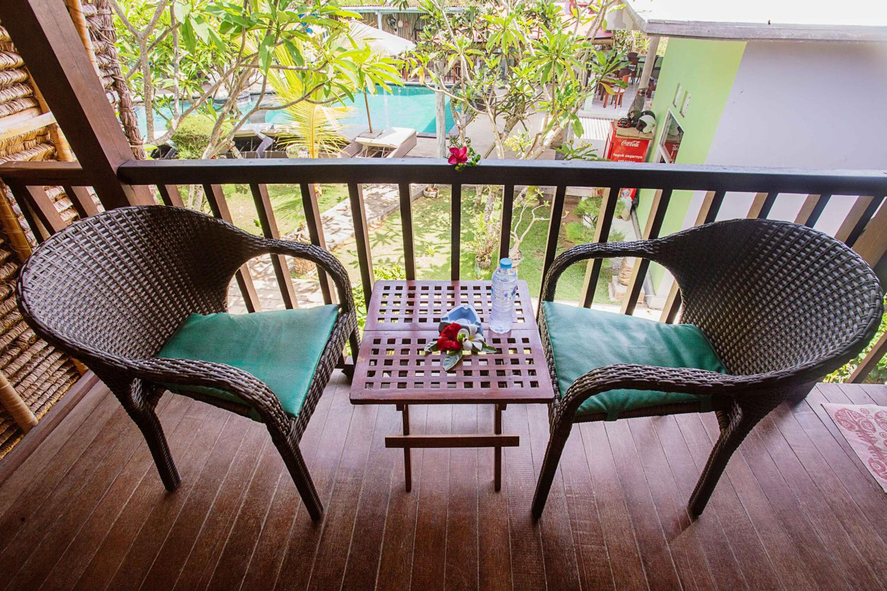 Nanuk's Bungalows