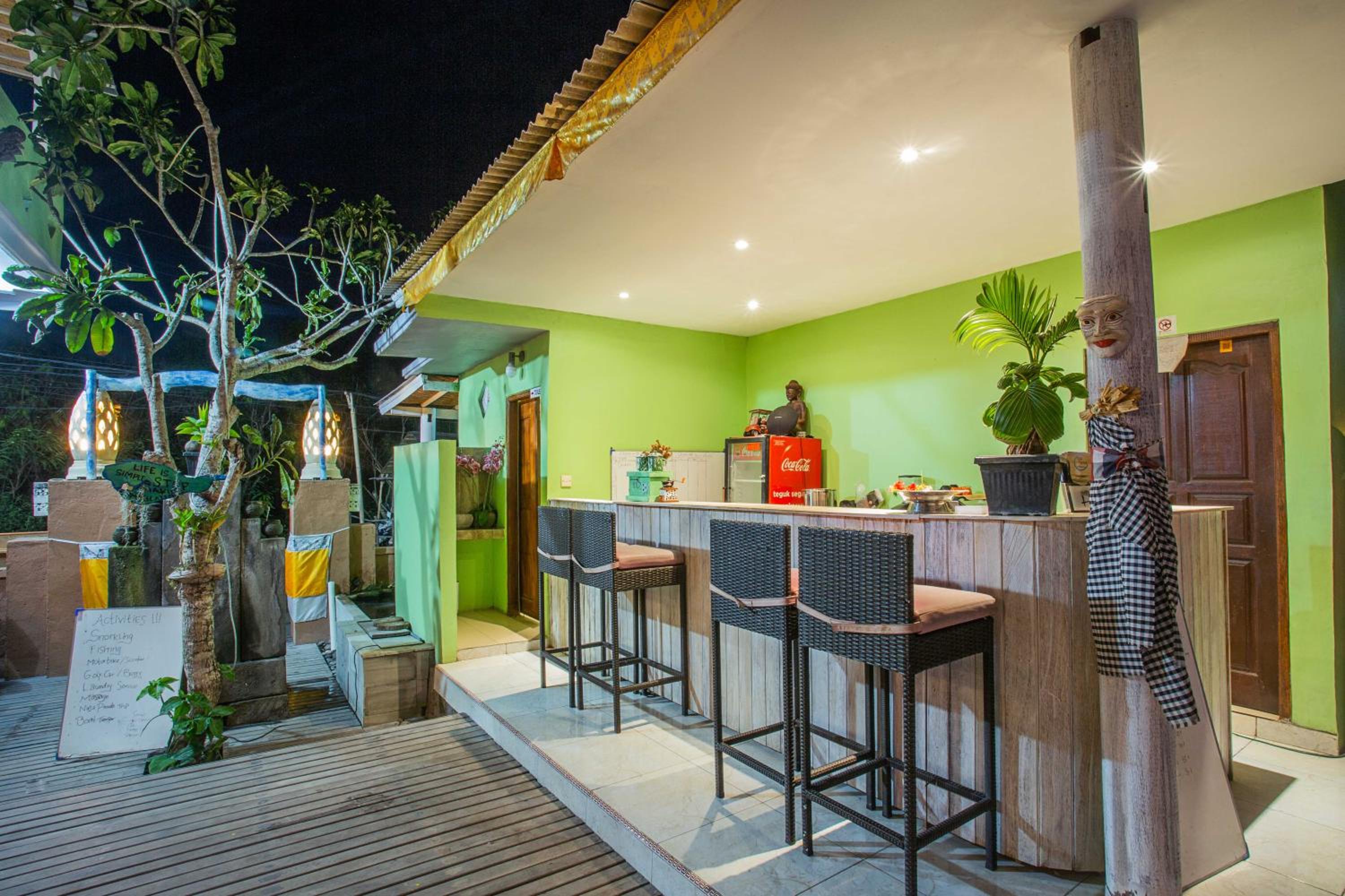 Nanuk's Bungalows