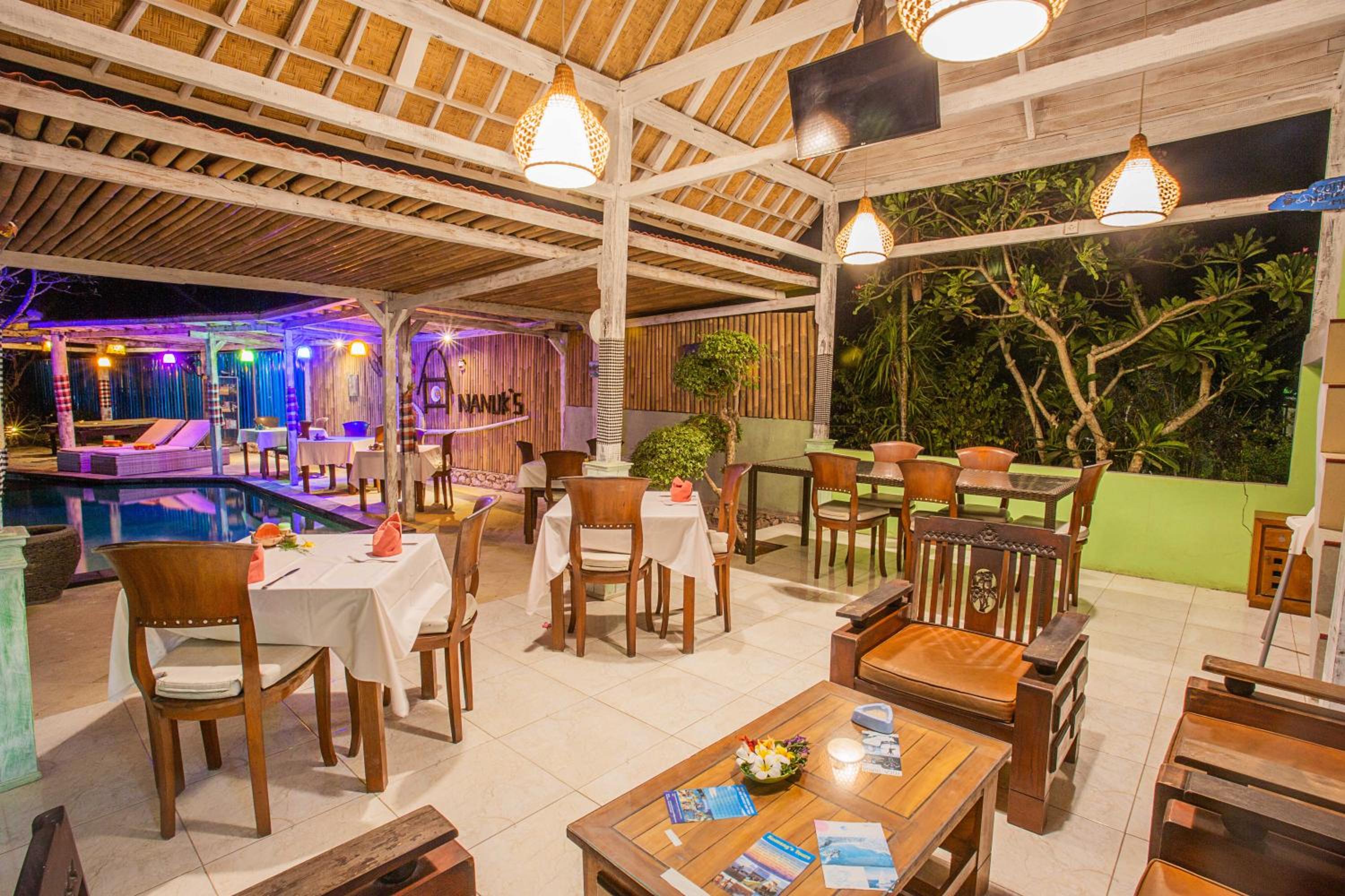 Nanuk's Bungalows