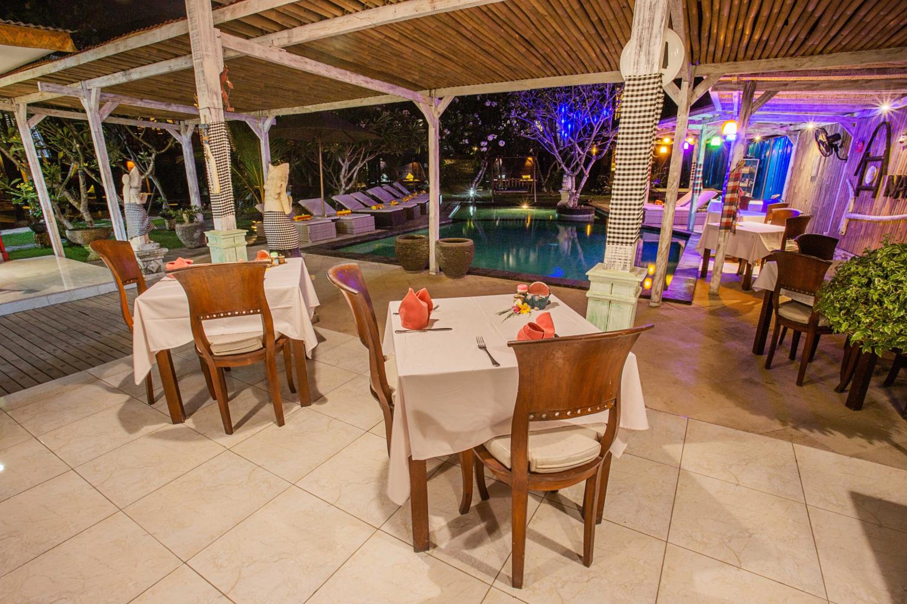 Nanuk's Bungalows