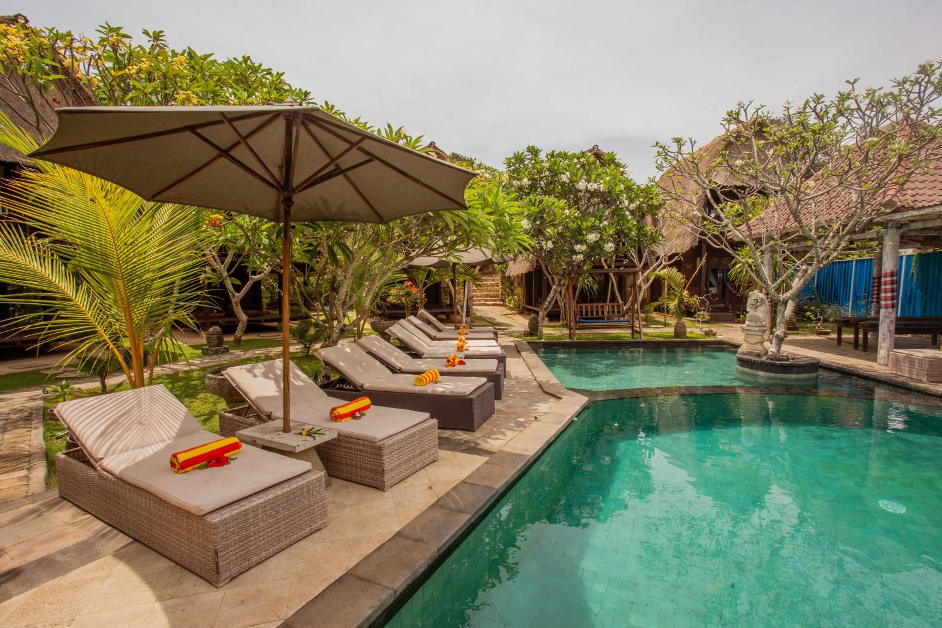 Nanuk's Bungalows