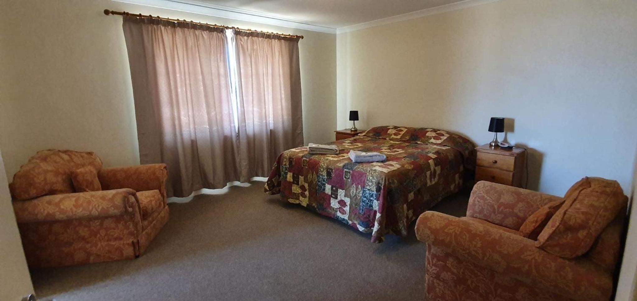 Pinjarra Caravan Park and Cabins