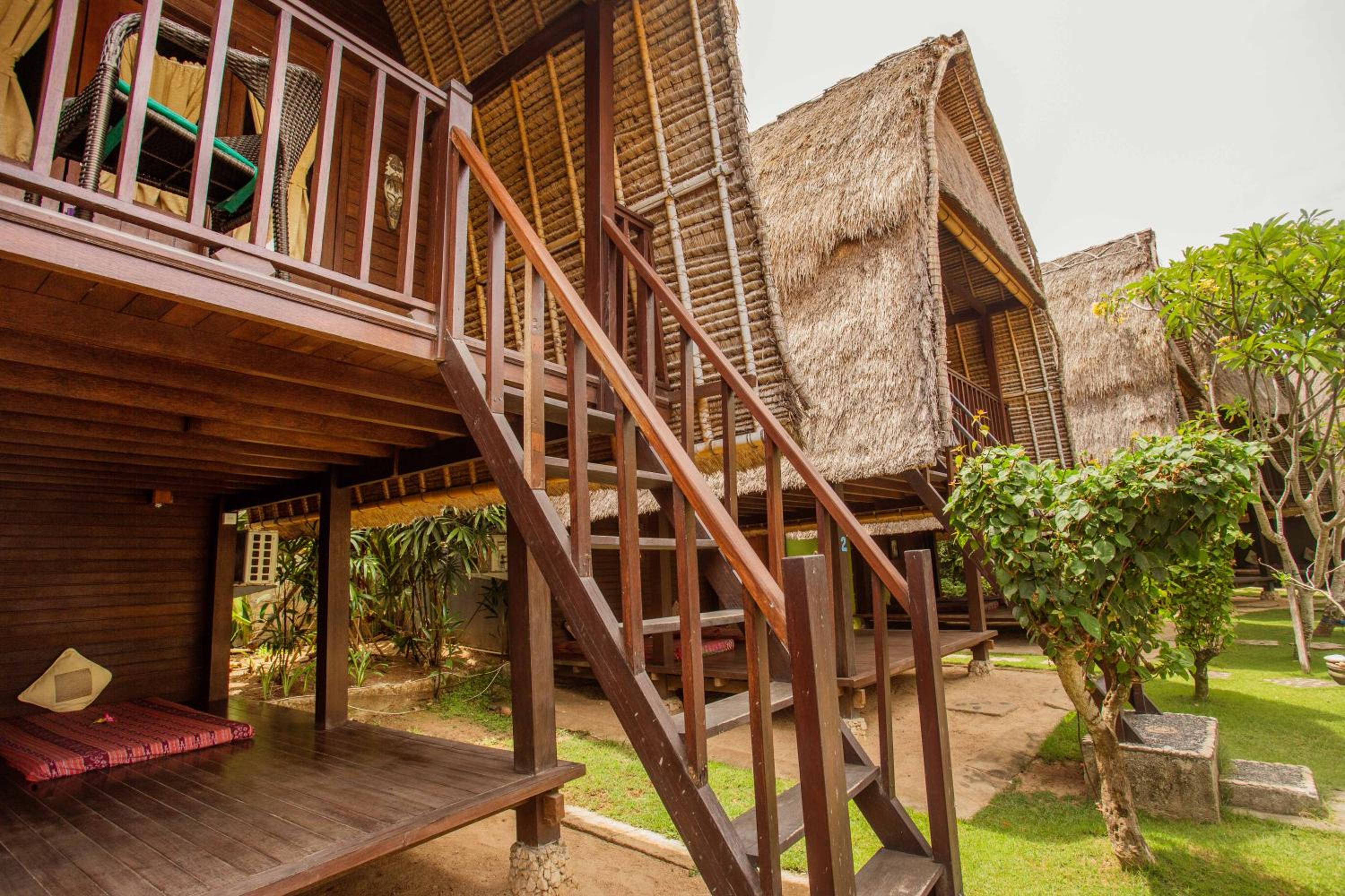 Nanuk's Bungalows