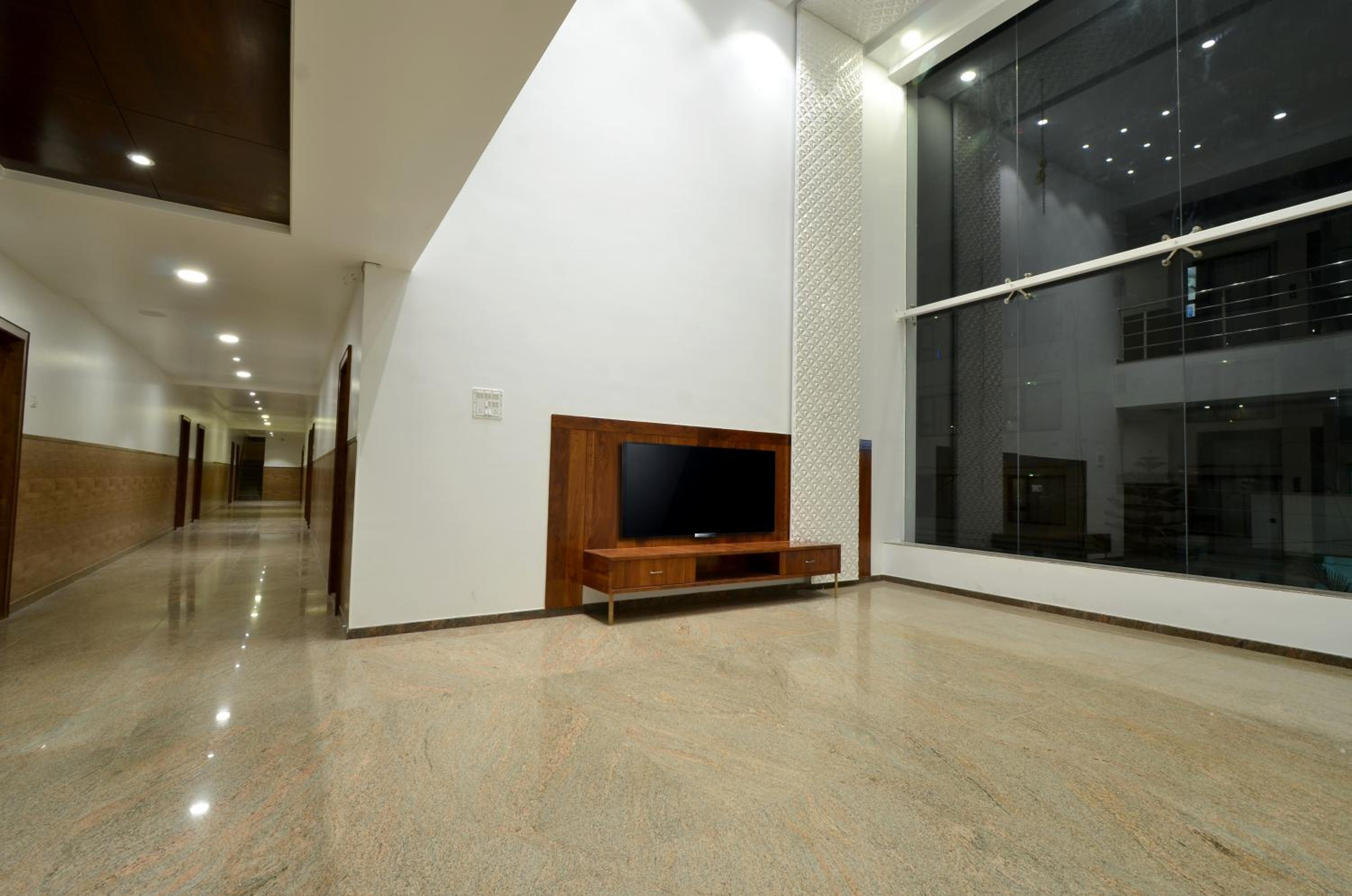 Shirdi Vacations - Hotel Dwarka Park - Property Image 7