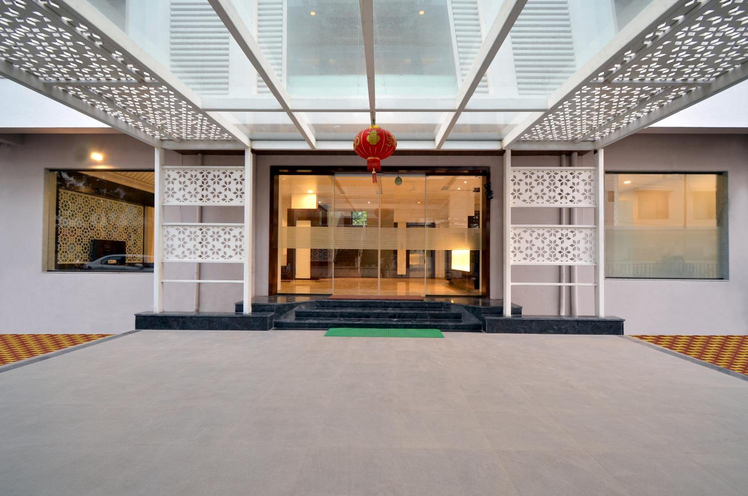 Shirdi Vacations - Hotel Dwarka Park - Property Image 4