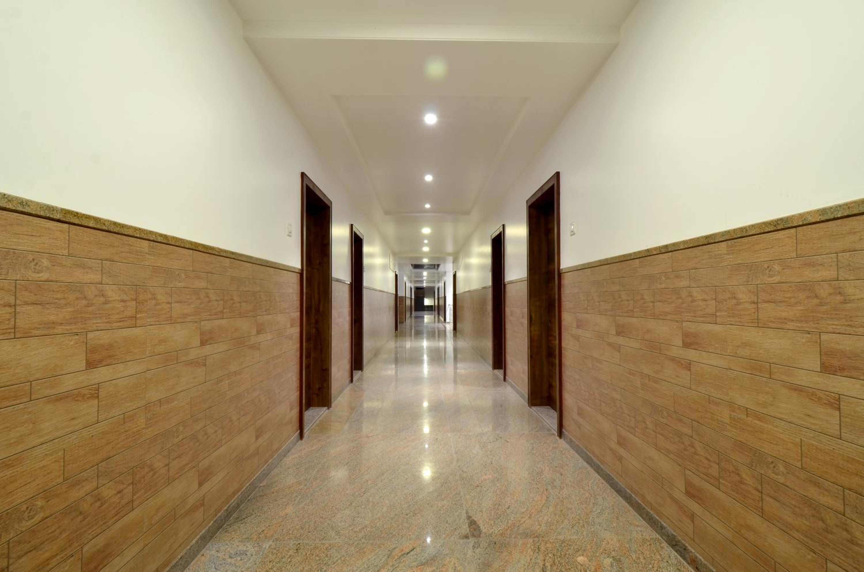 Shirdi Vacations - Hotel Dwarka Park - Property Image 9