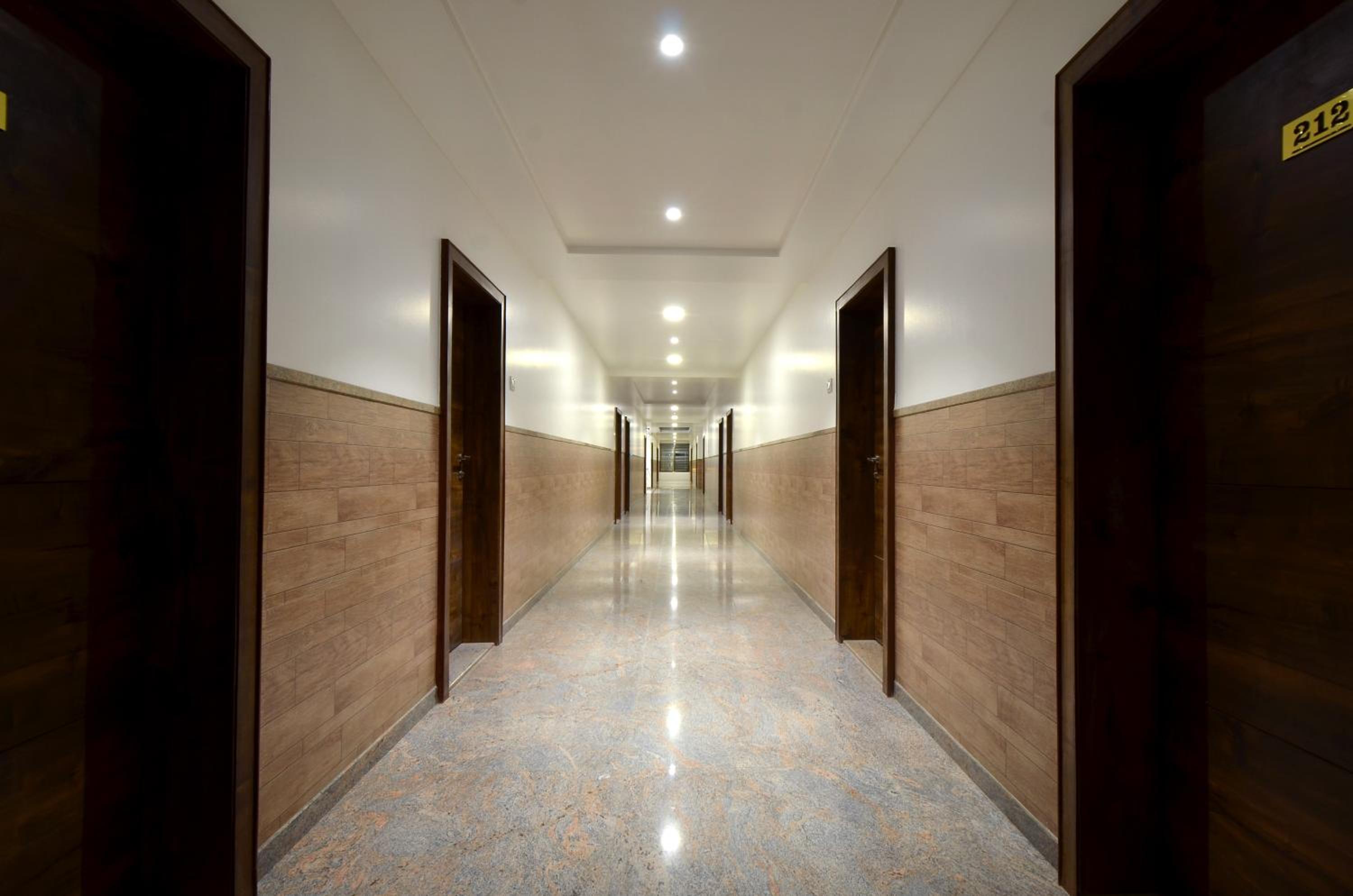 Shirdi Vacations - Hotel Dwarka Park - Property Image 10
