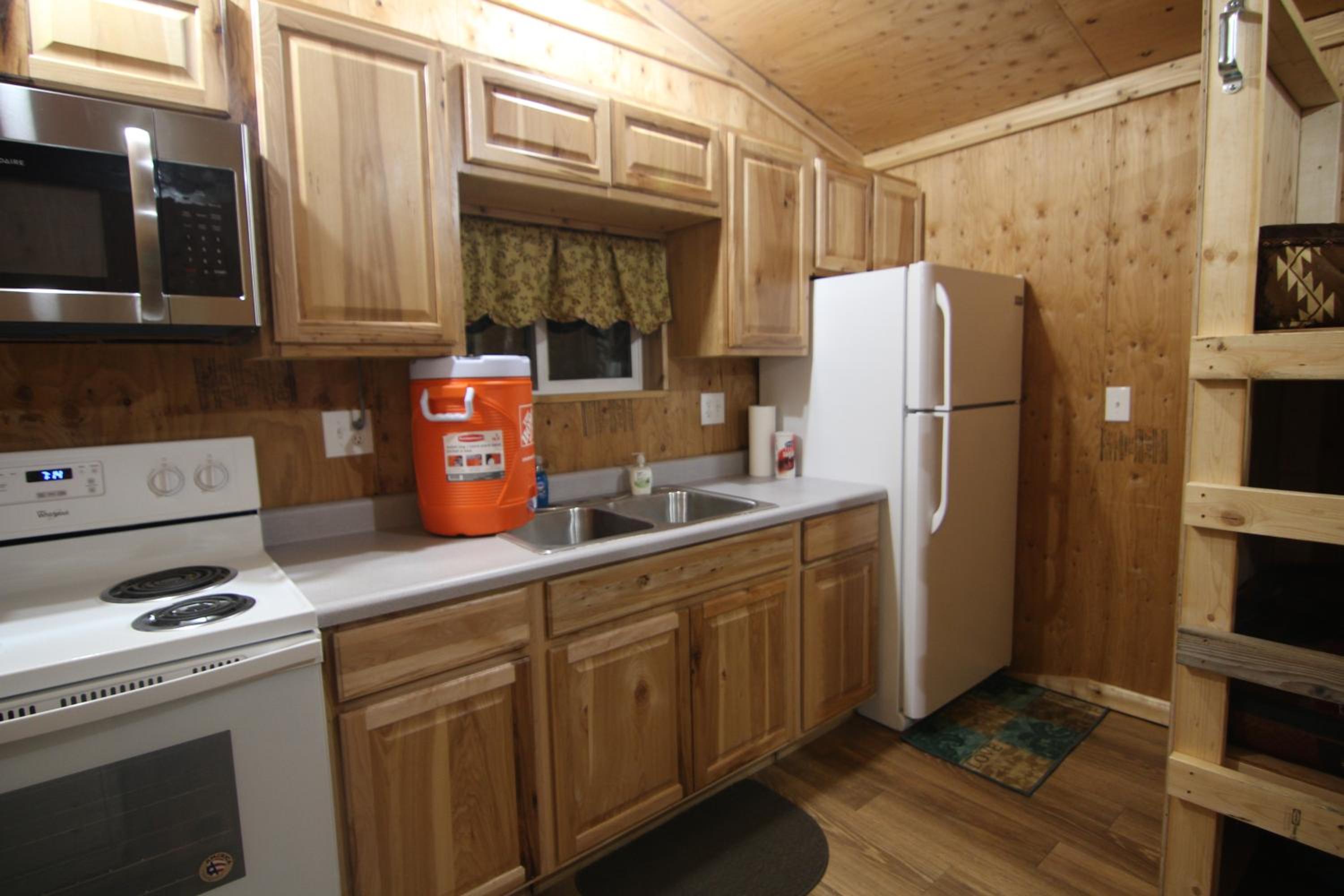 Alaskan Adventure Dry Cabins view 3