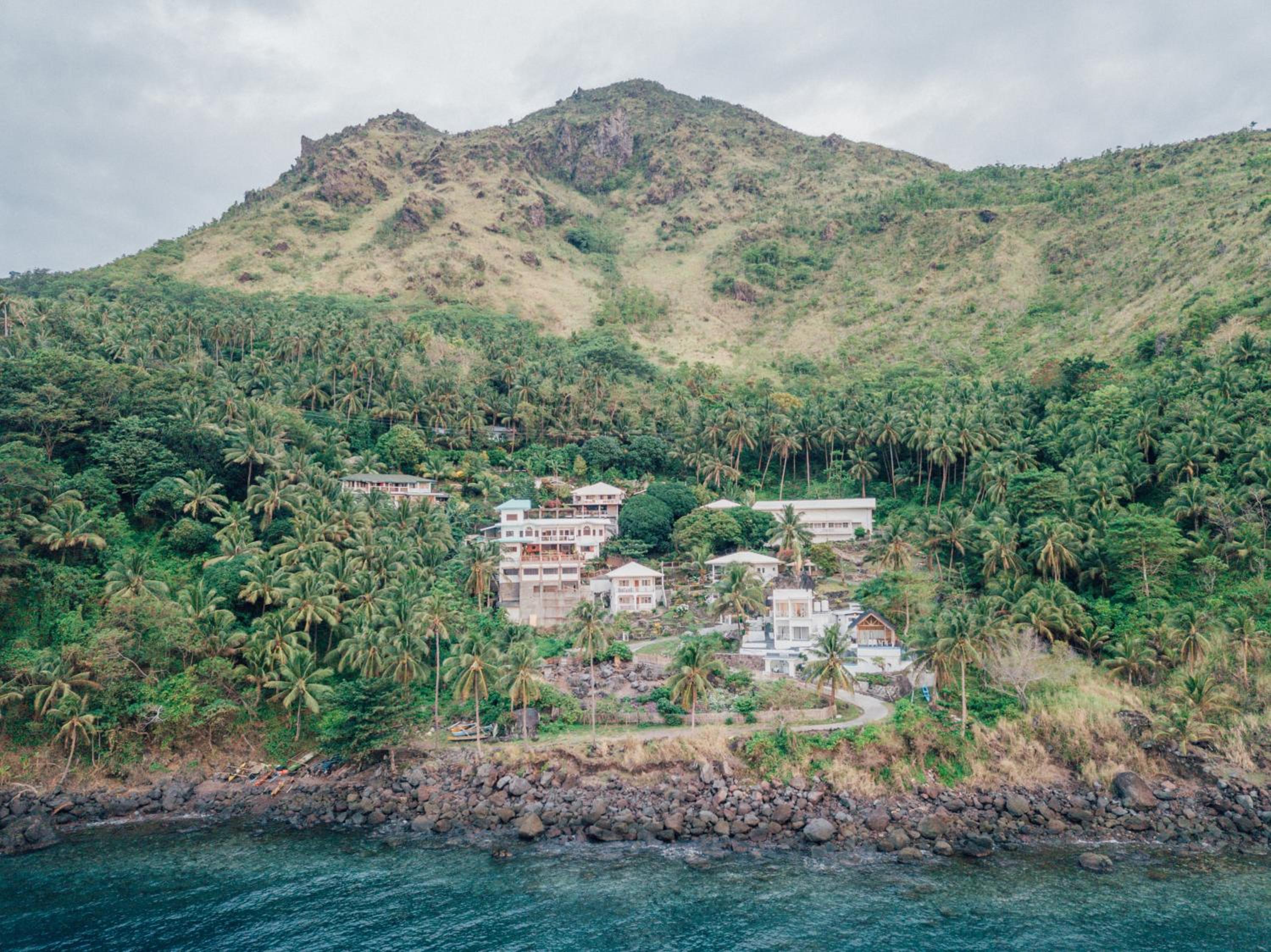 Bintana Sa Paraiso