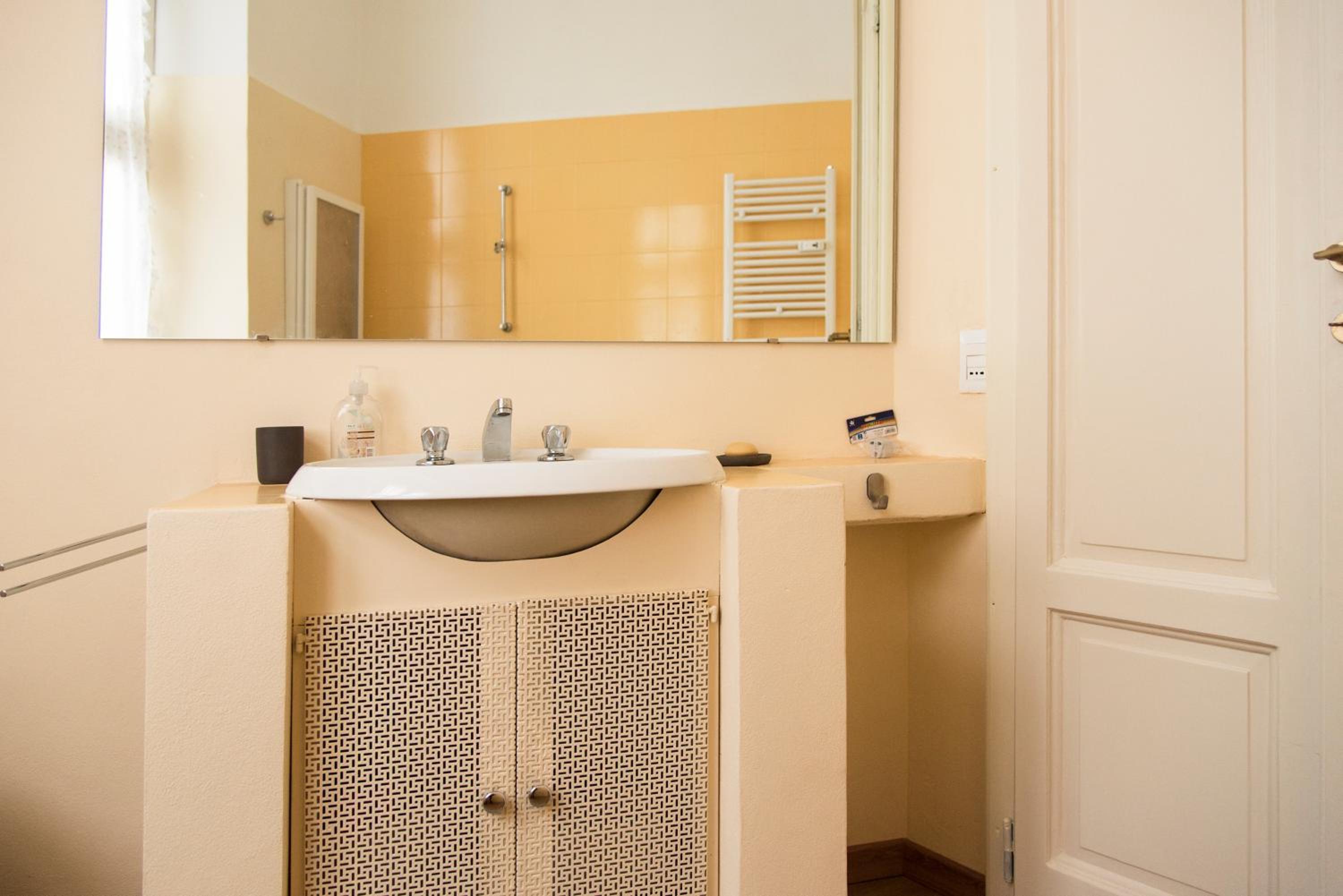Brera District 2 Bedrooms -Youhosty