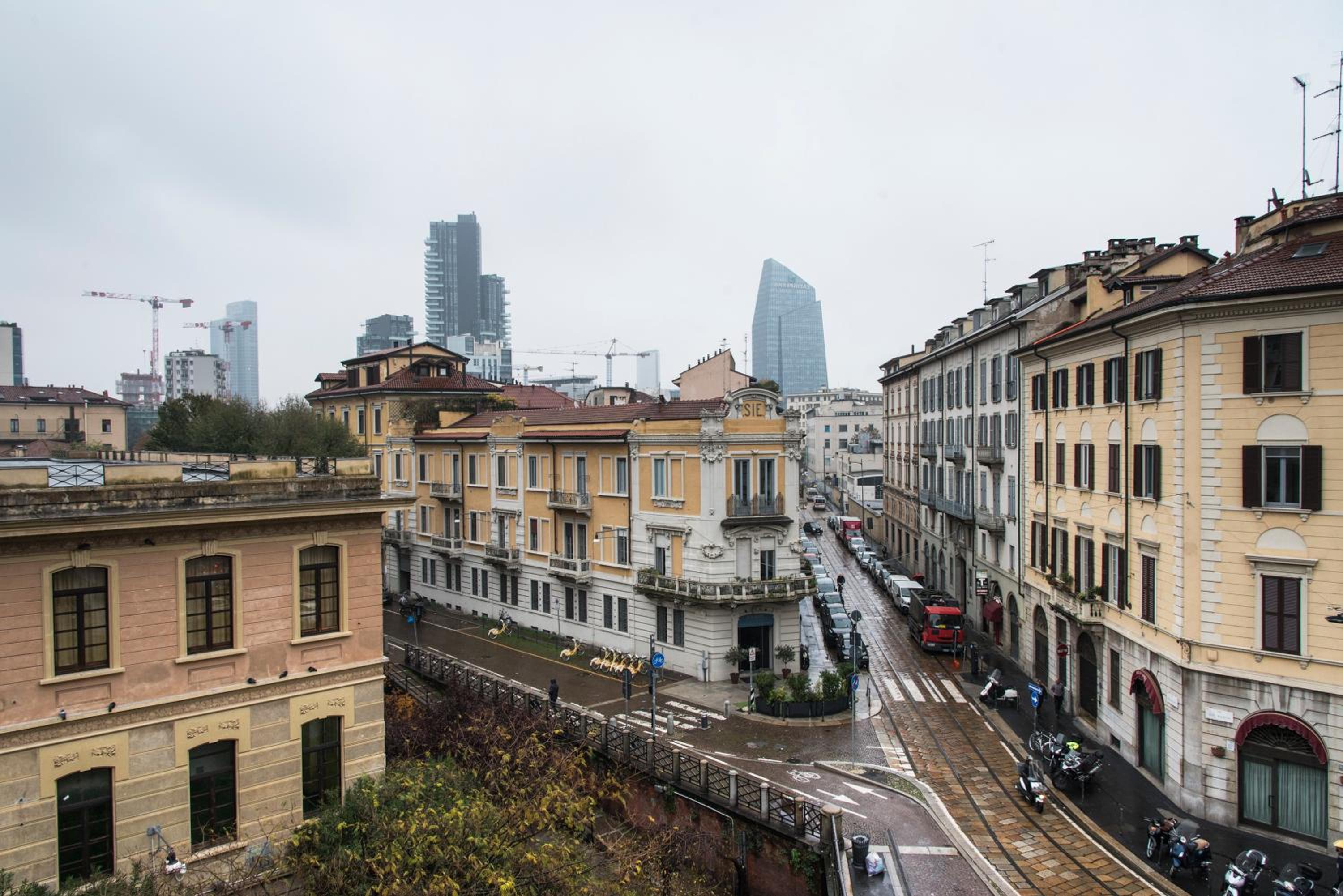 Brera District 2 Bedrooms -Youhosty