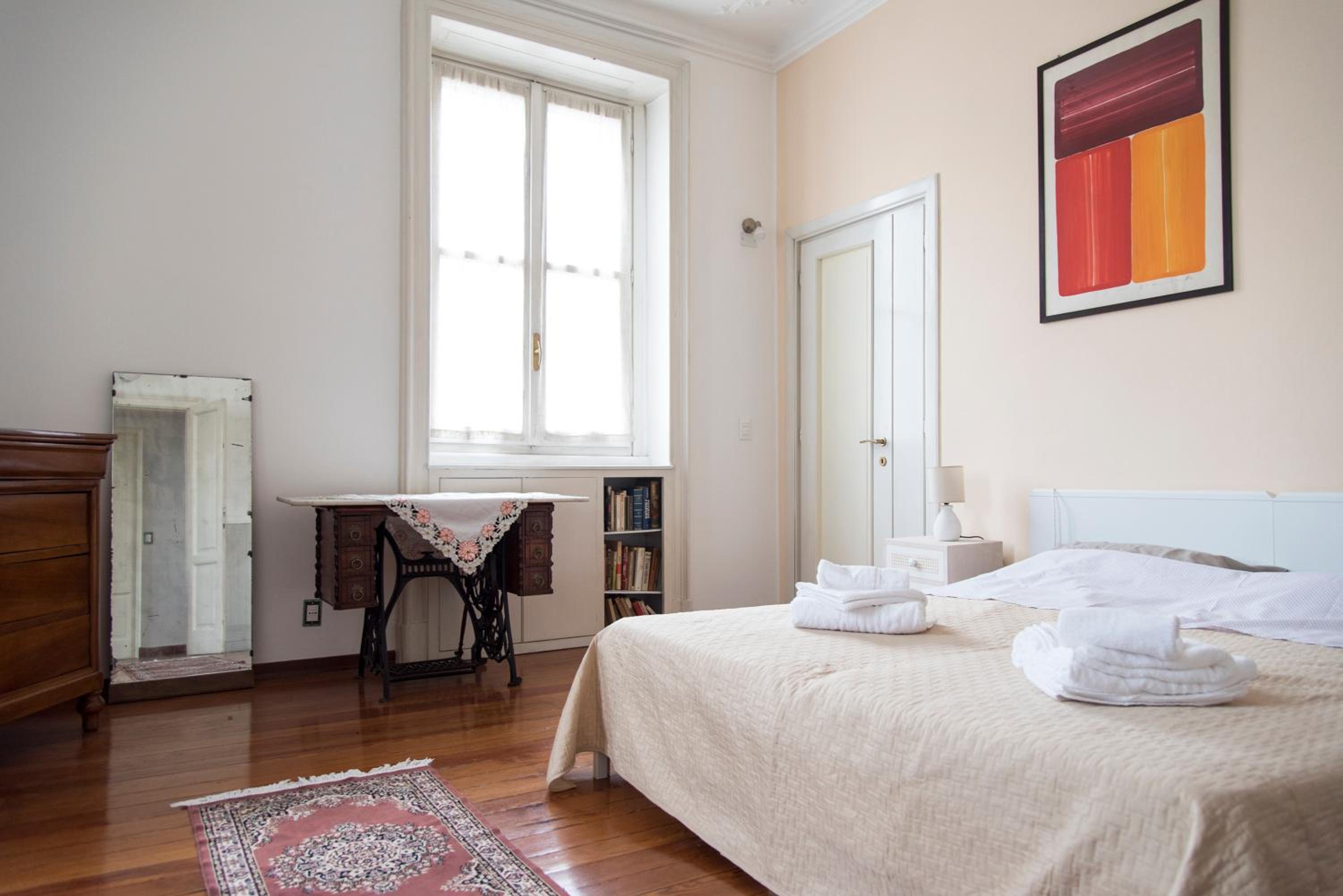 Brera District 2 Bedrooms -Youhosty