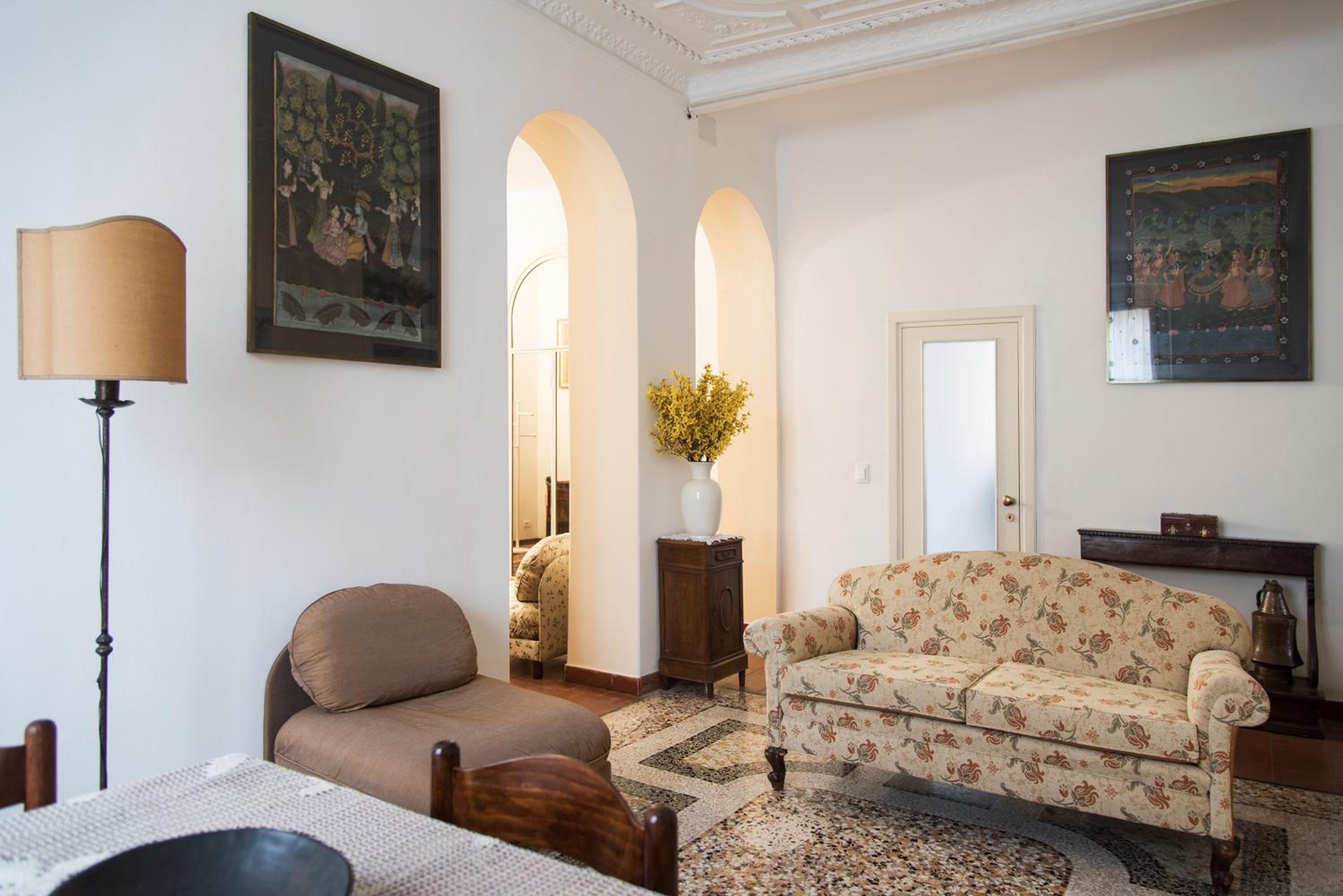 Brera District 2 Bedrooms -Youhosty
