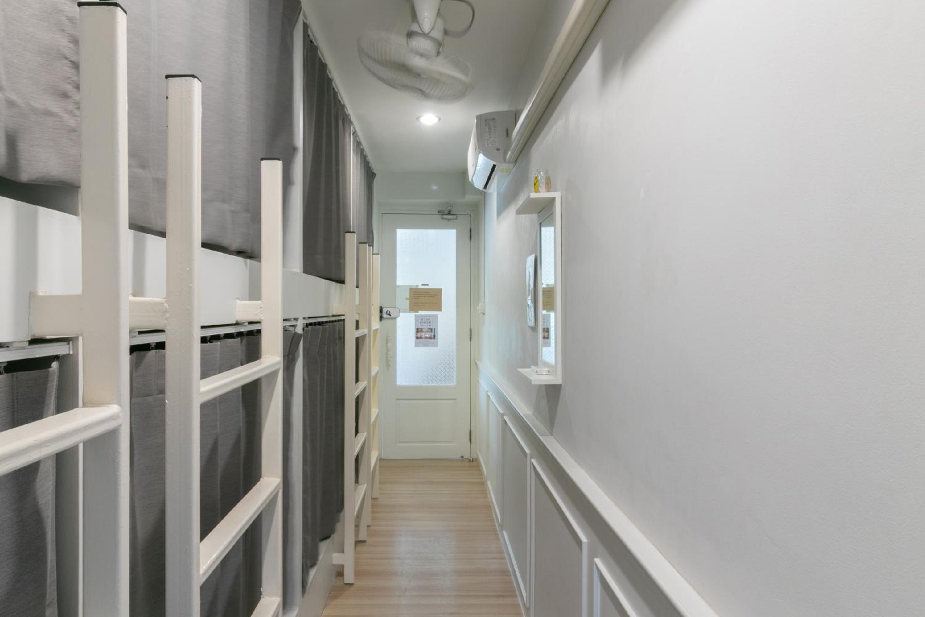 Ratana Boutique Hostel