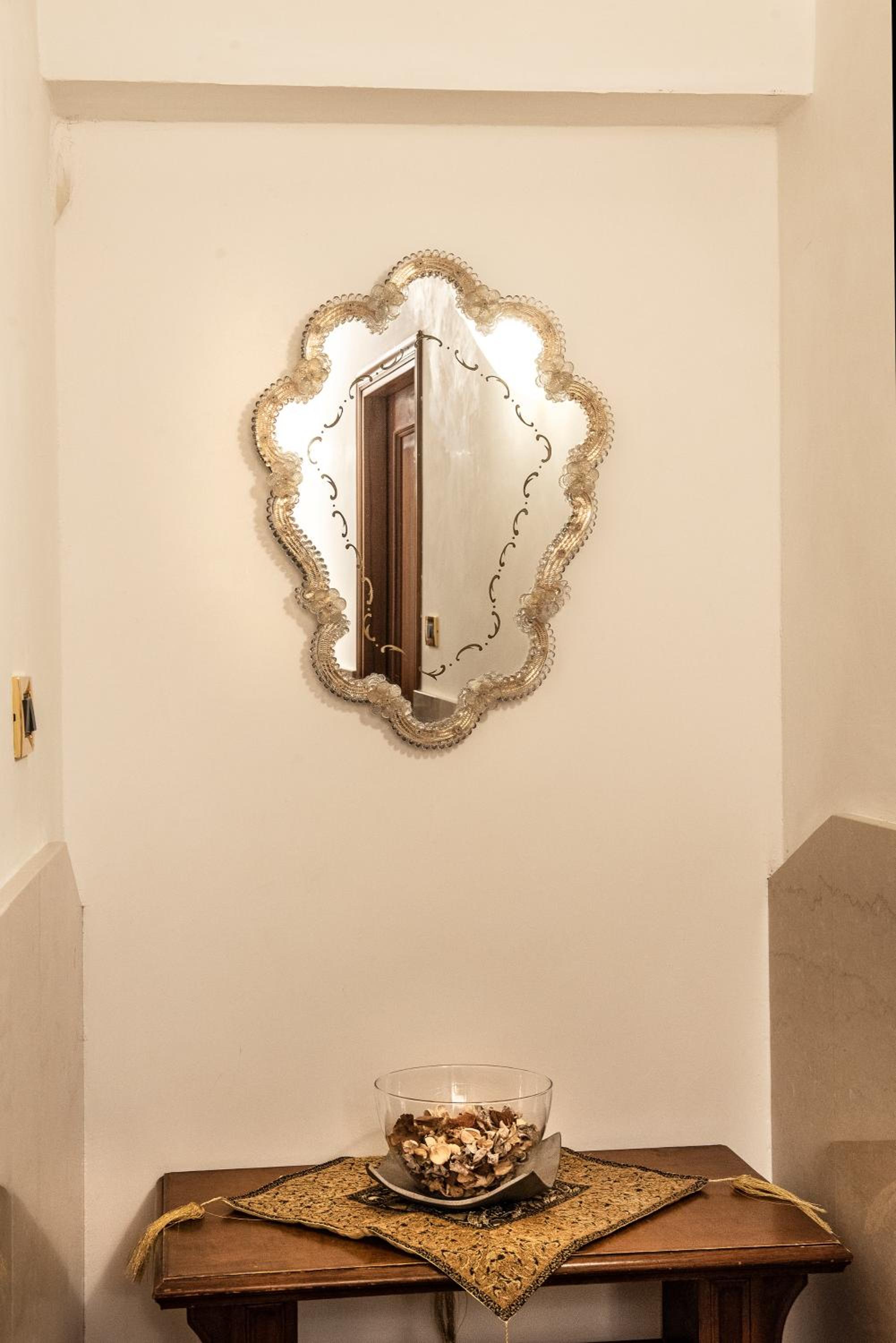 Anzolo Palace - Rooms & Apartments