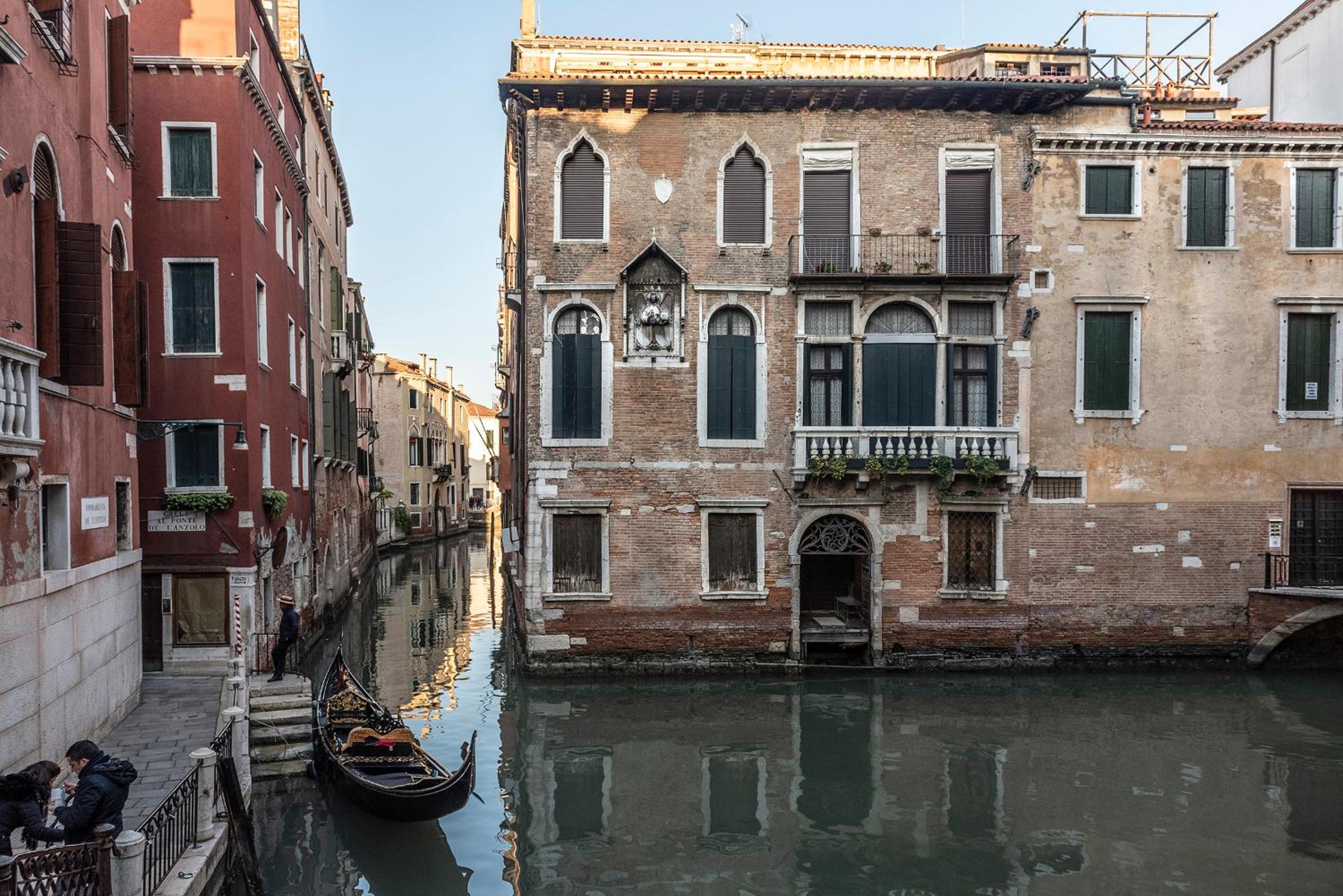 Anzolo Palace - Rooms & Apartments