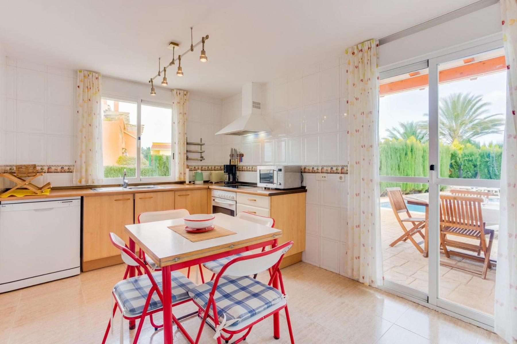 Villa Roser - Family only photo 5