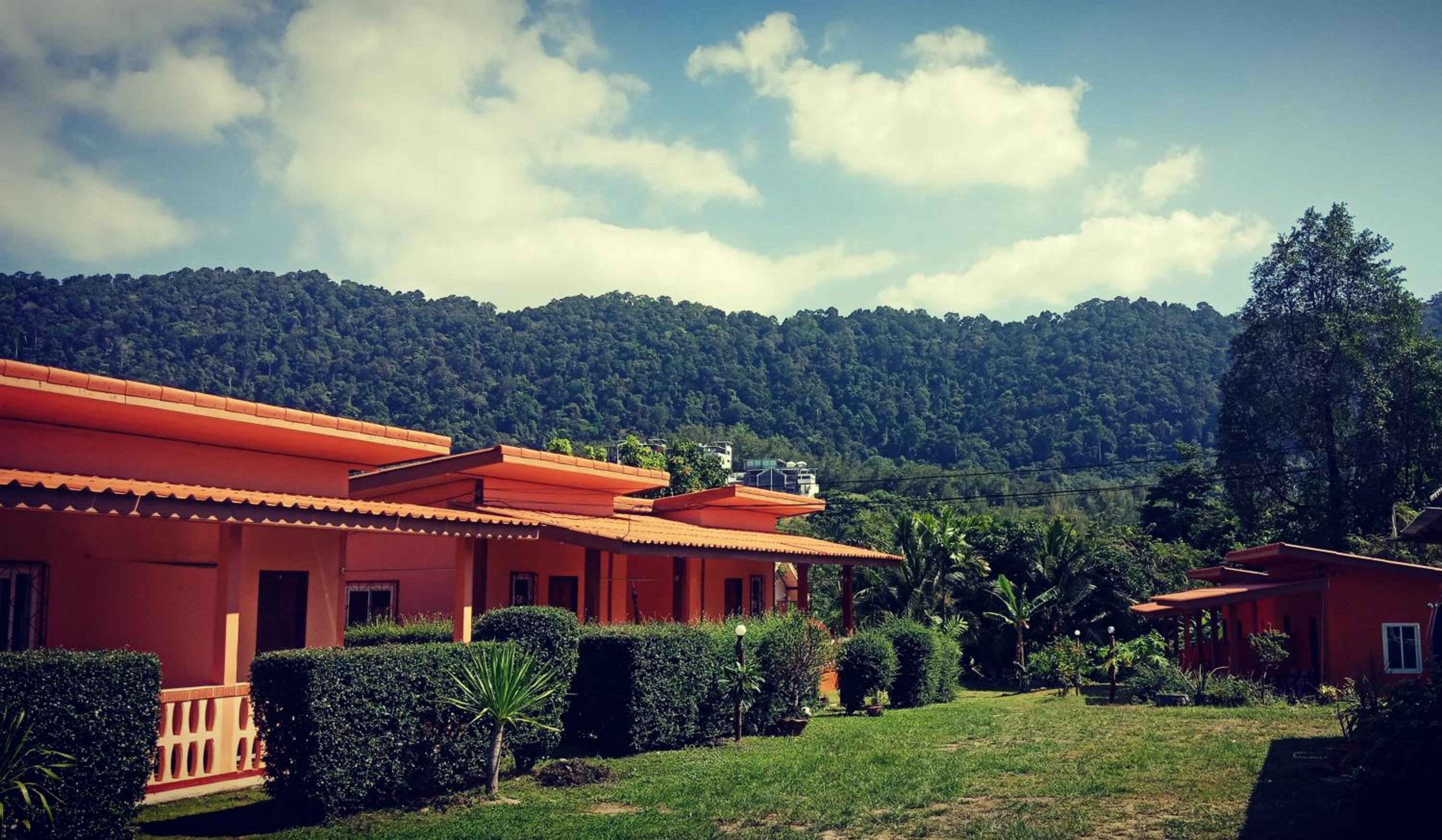 Hassana Garden Home