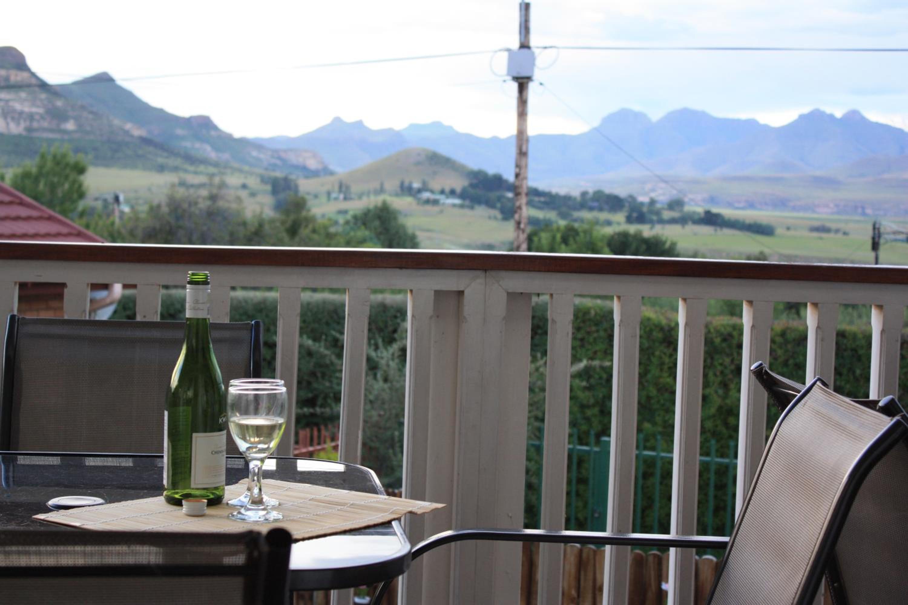 Knock Out View Clarens