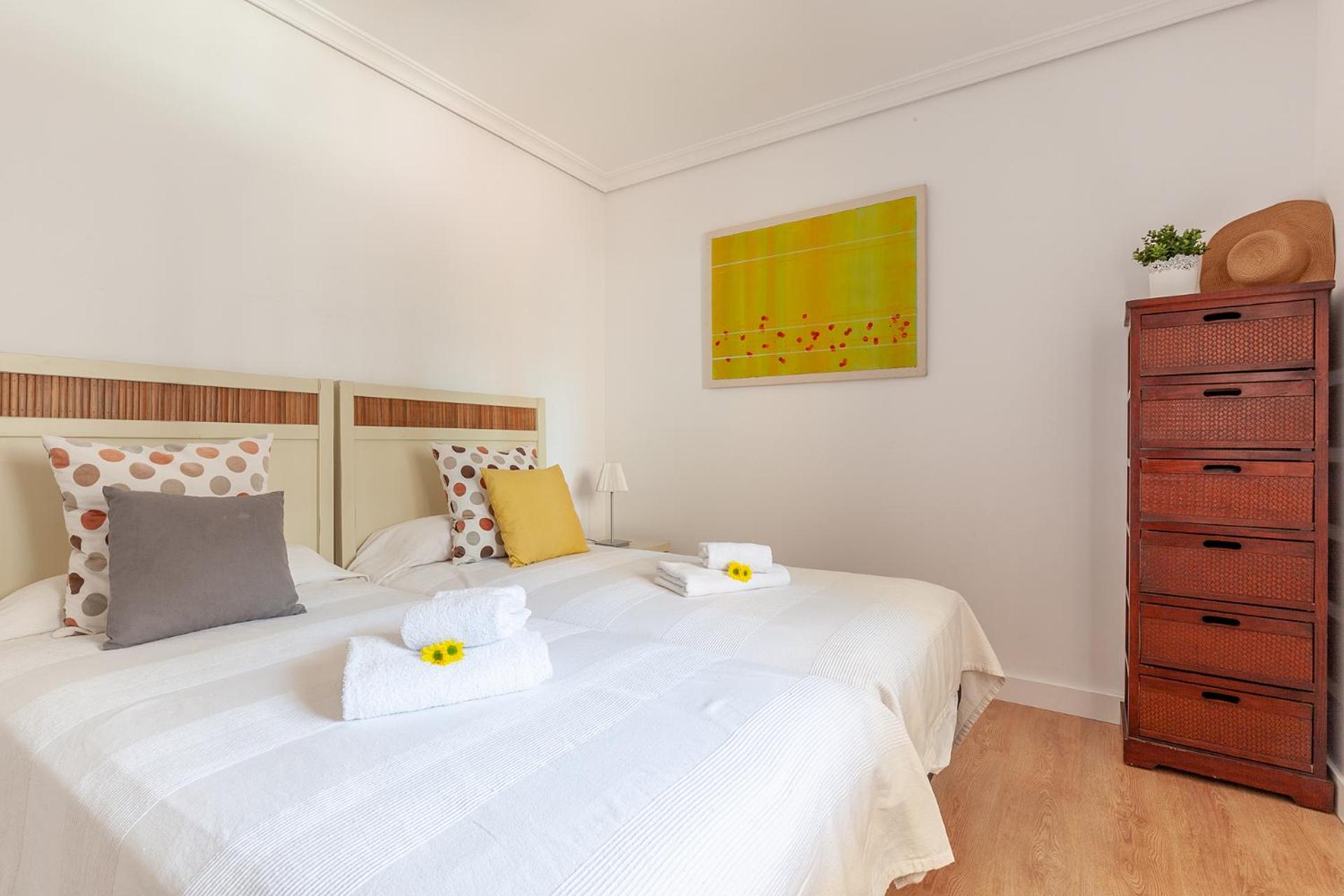 Apartamento luminoso y acogedor en Sevilla. A/C. view 2