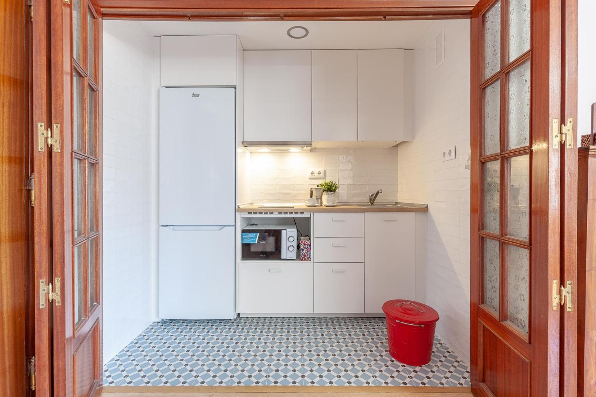 Apartamento luminoso y acogedor en Sevilla. A/C. view 5