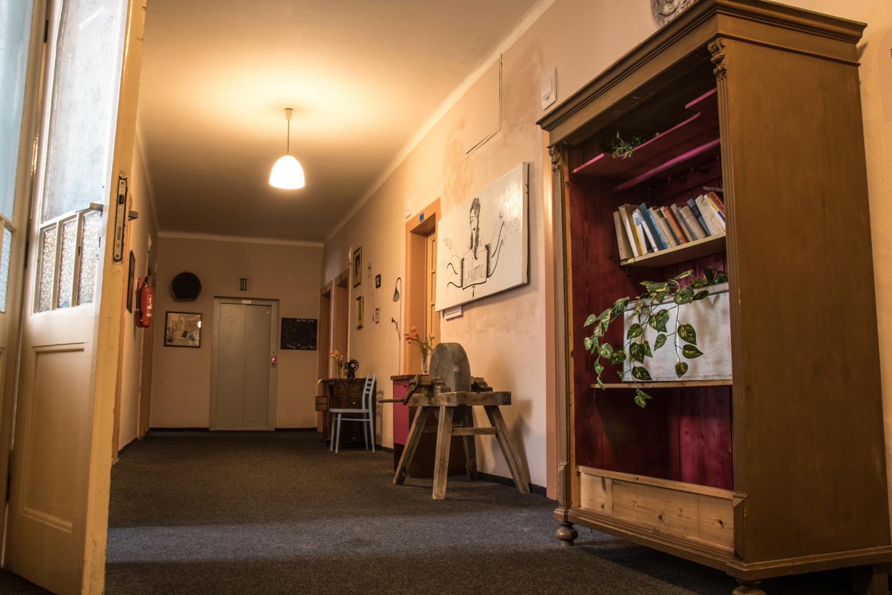 Hostel Dakura