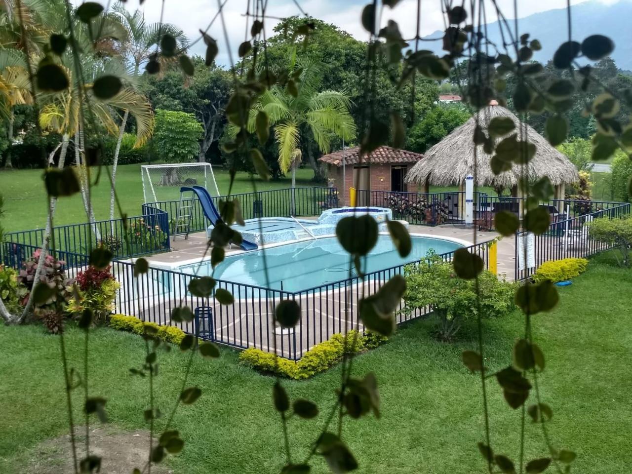 Finca Hotel La Esmeralda Casa 2