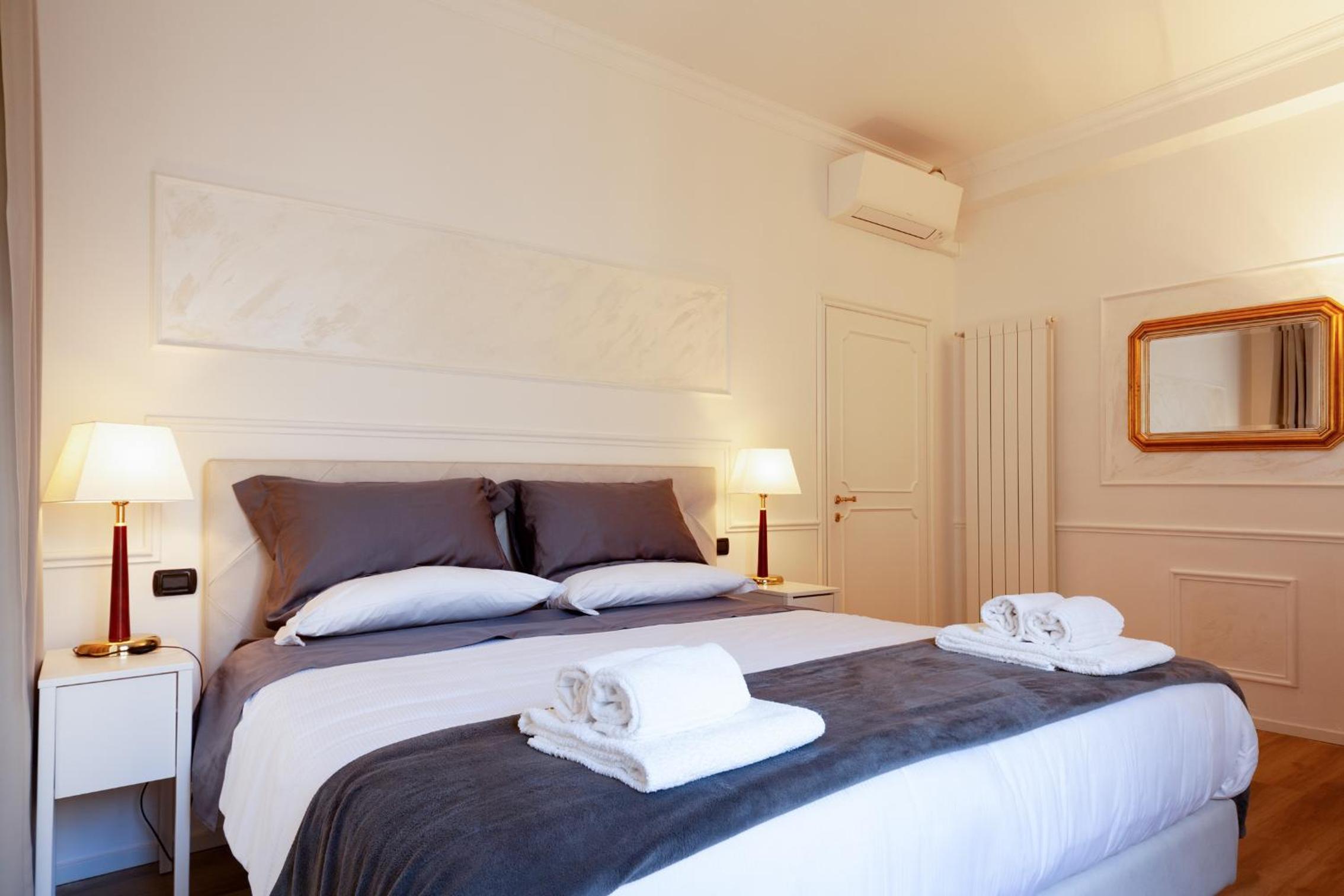 Ponte Vecchio Luxury Penthouse
