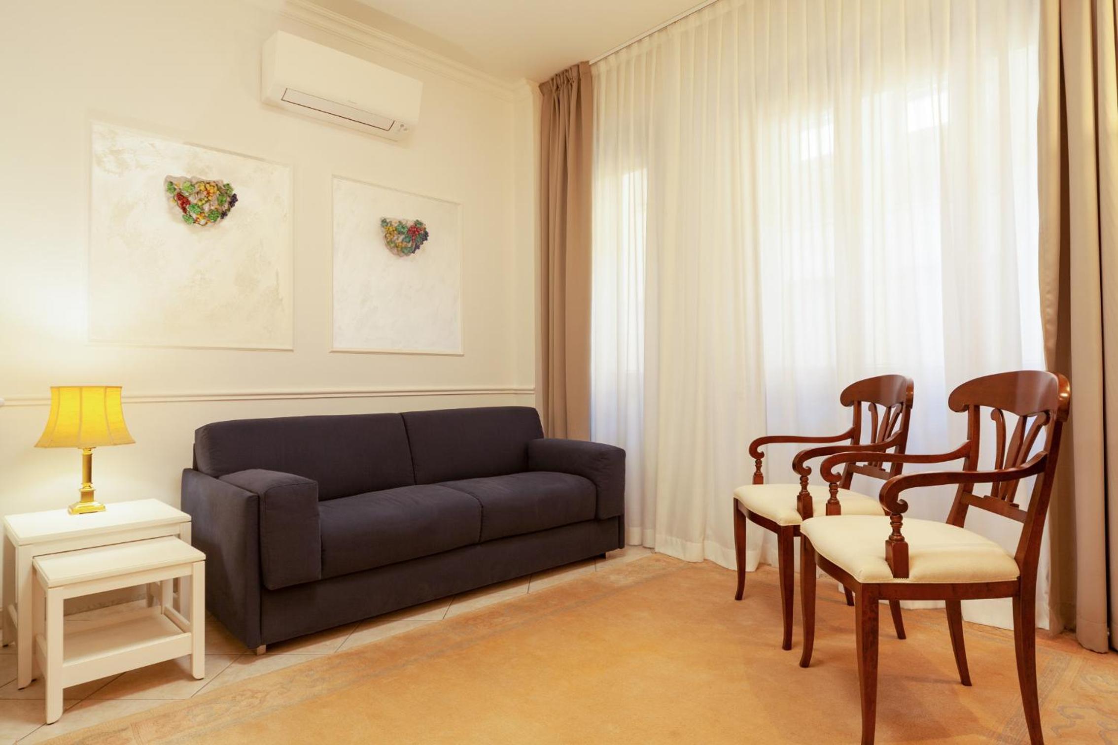 Ponte Vecchio Luxury Penthouse