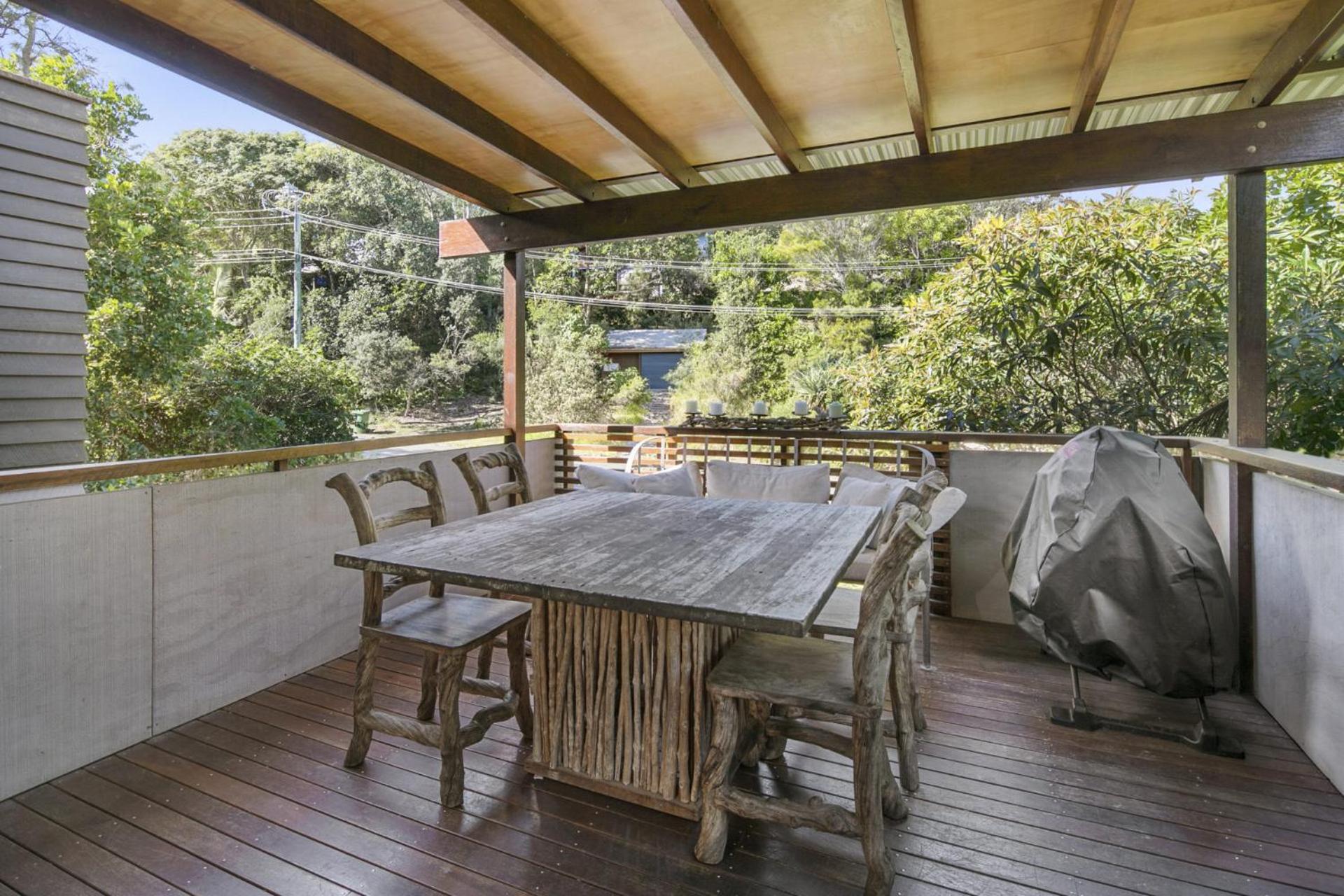 Pandanus Retreat