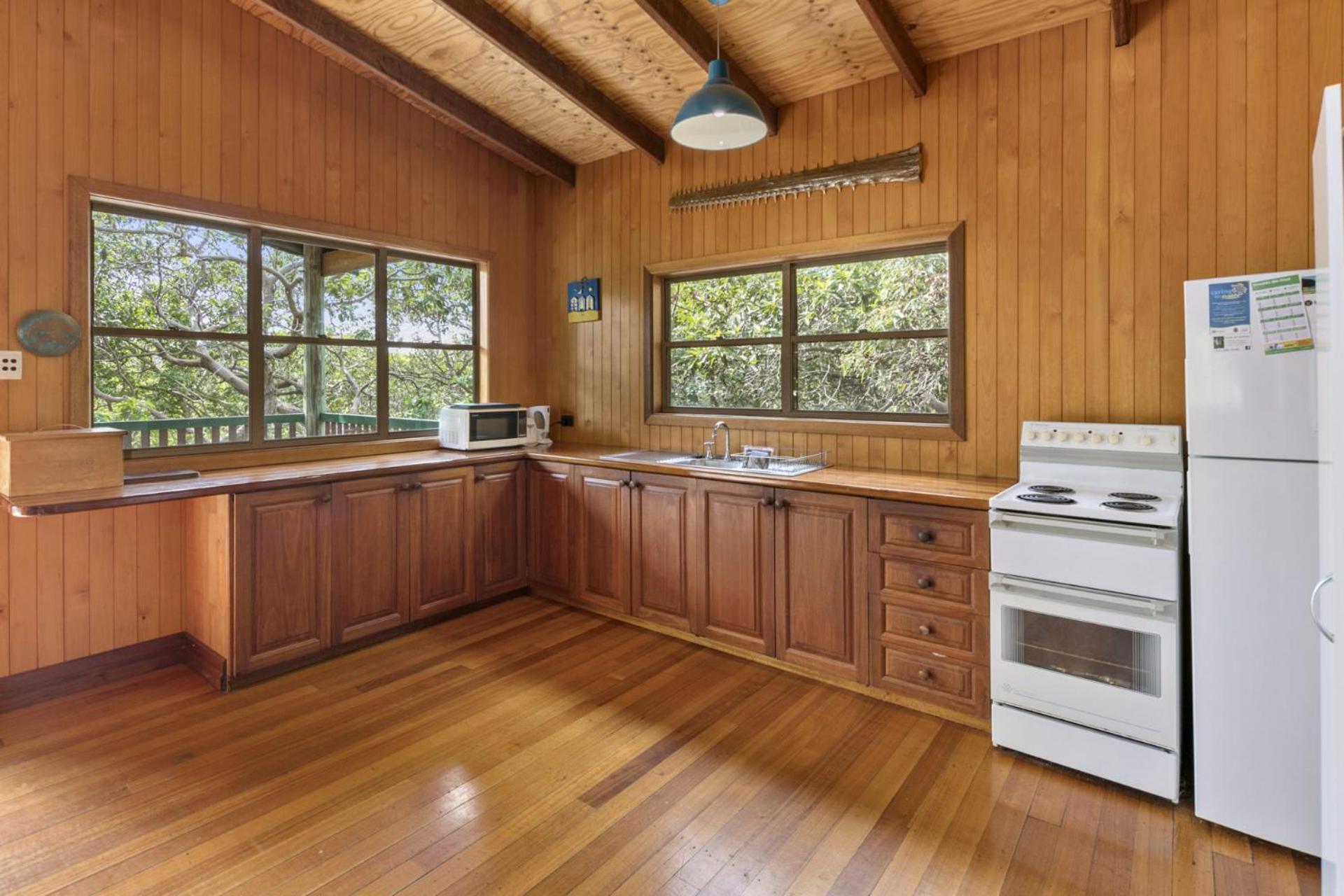 Alinjarra - 13 Waller Court