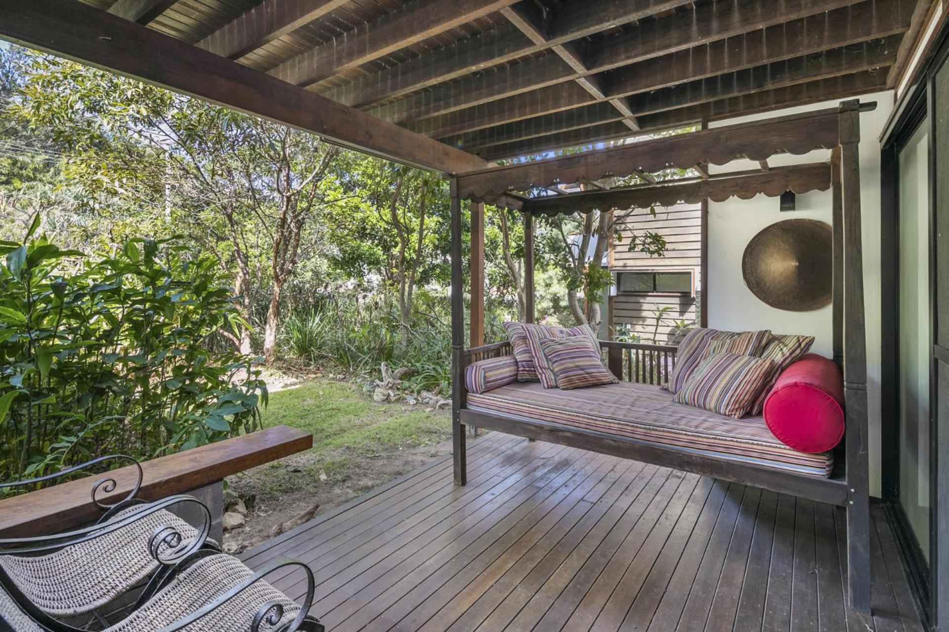 Pandanus Retreat