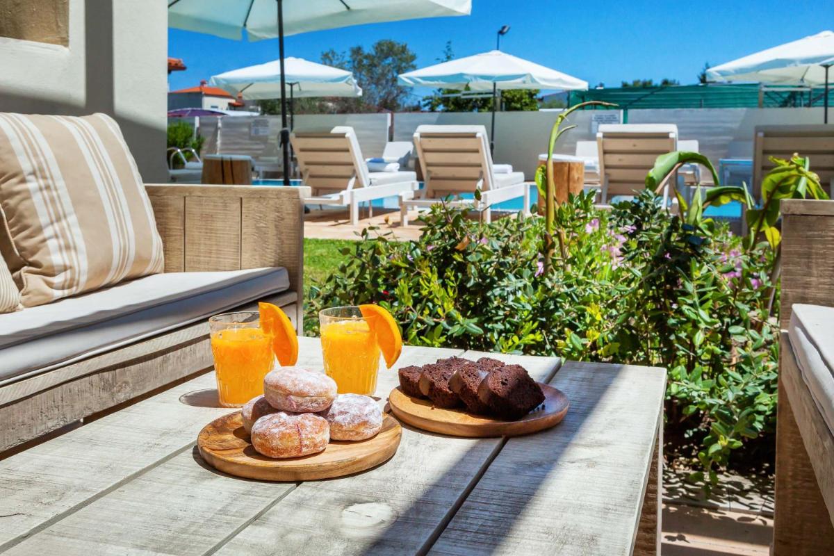 outdoor BBQ area
