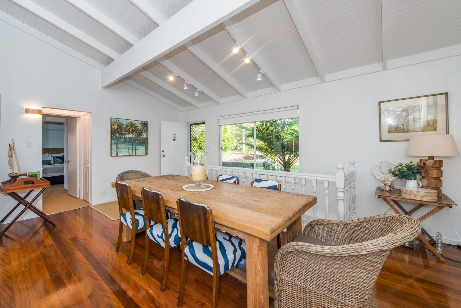 12 Merinda Crescent