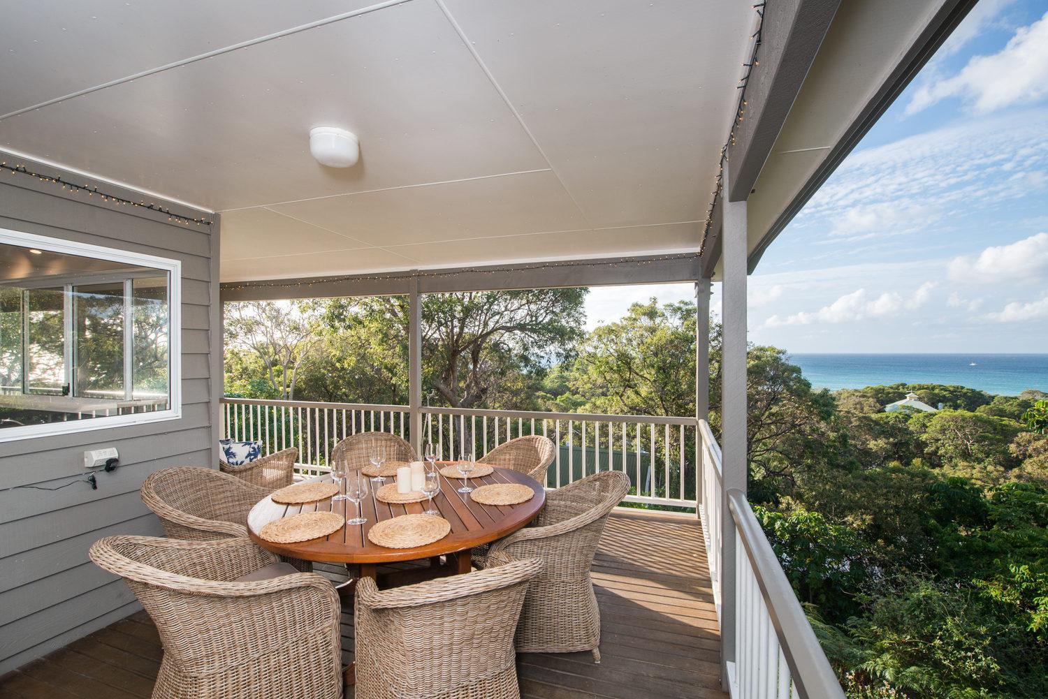 12 Merinda Crescent