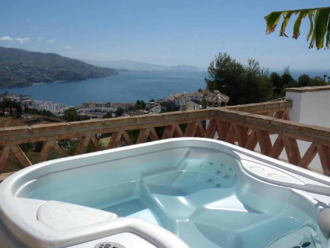 Hotel VILLA AMANECER - Image 1