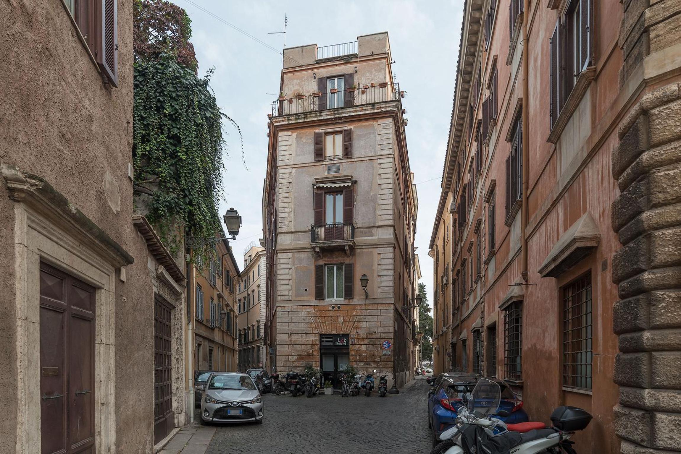 CS Piazza Venezia Apartment