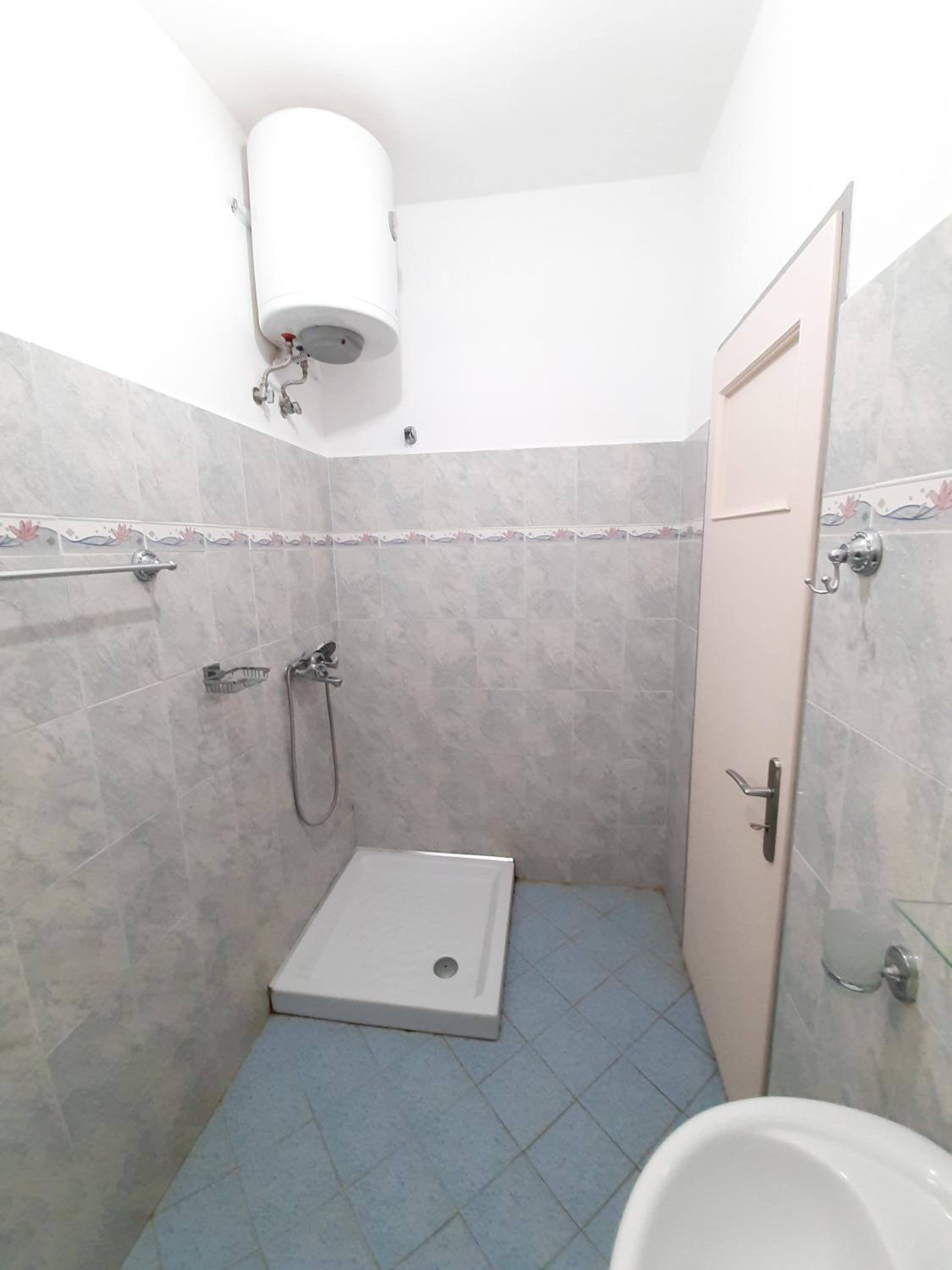 Vaso Apts