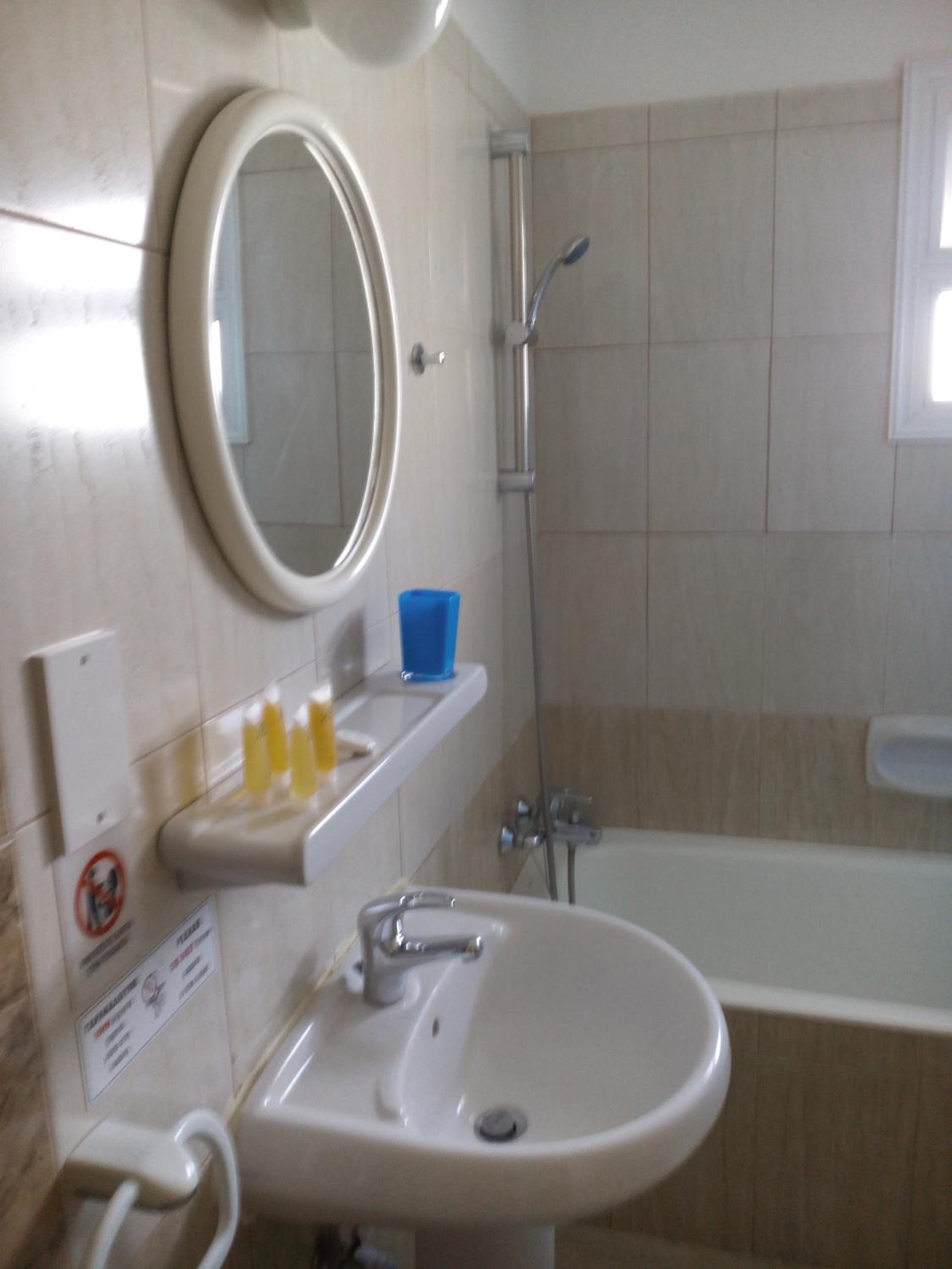 Pari's Holiday apartments-Paphos