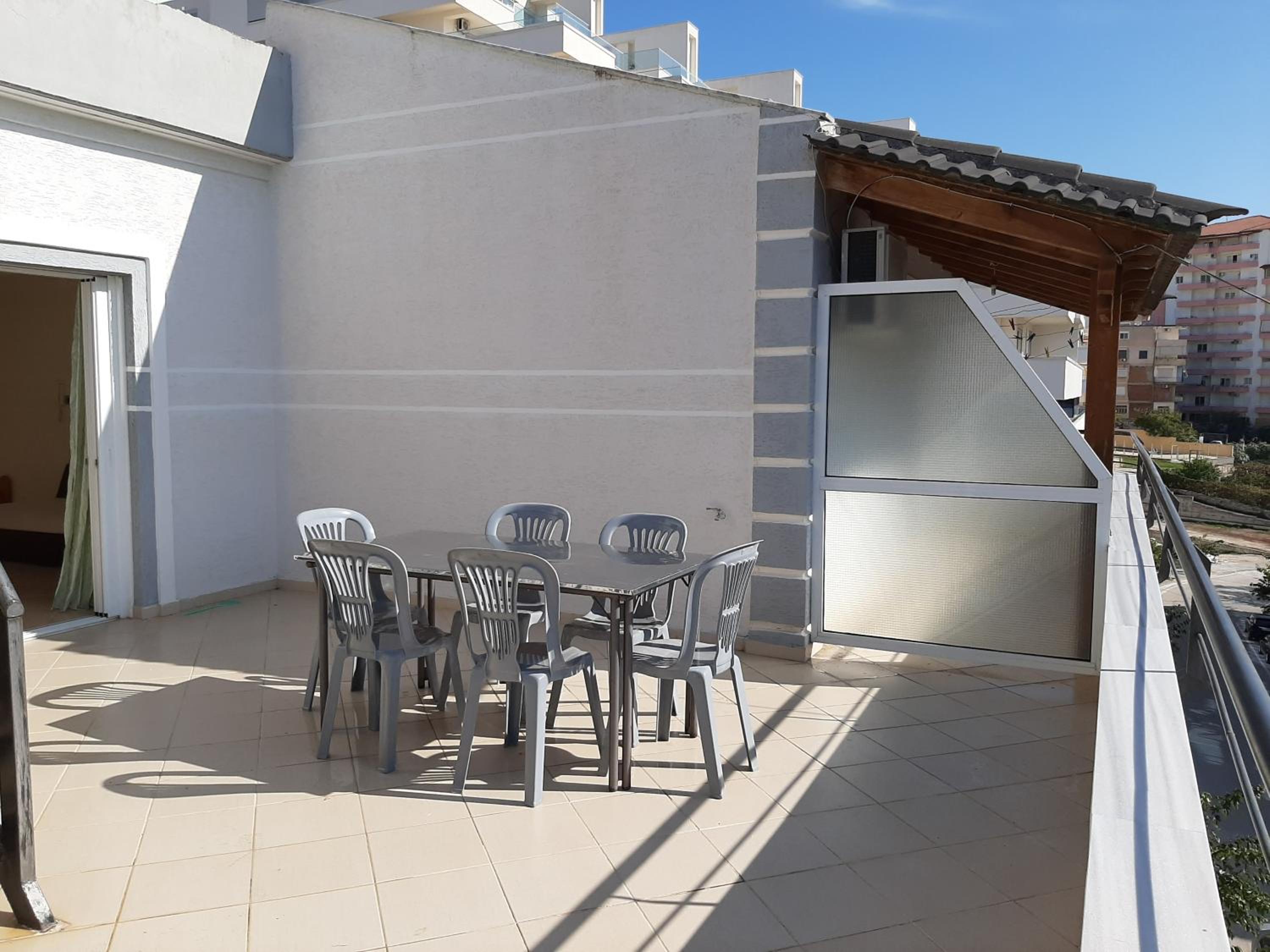 Bardhi Apts