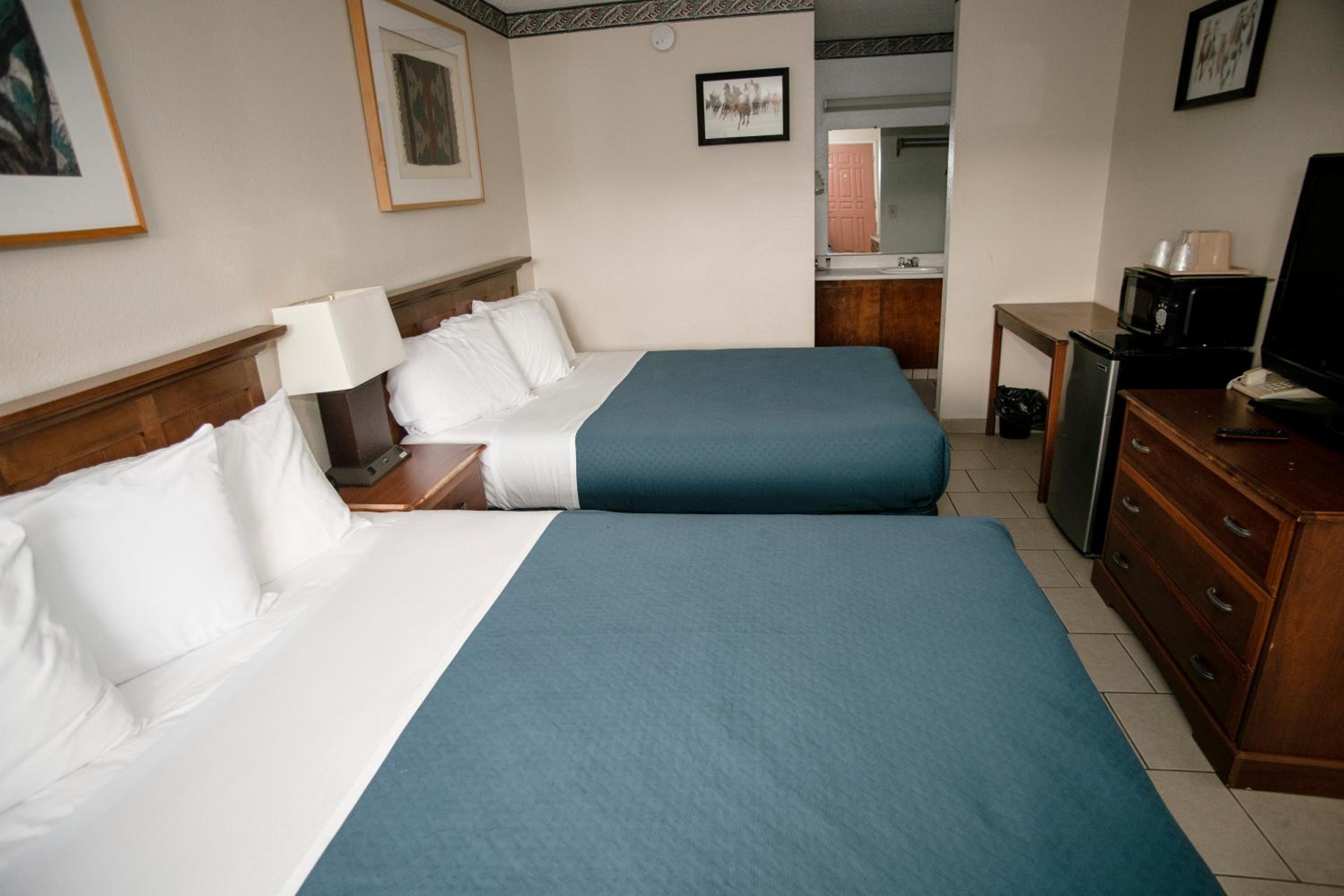 Crescent City Vacations - Pacific Inn - Property Image 26