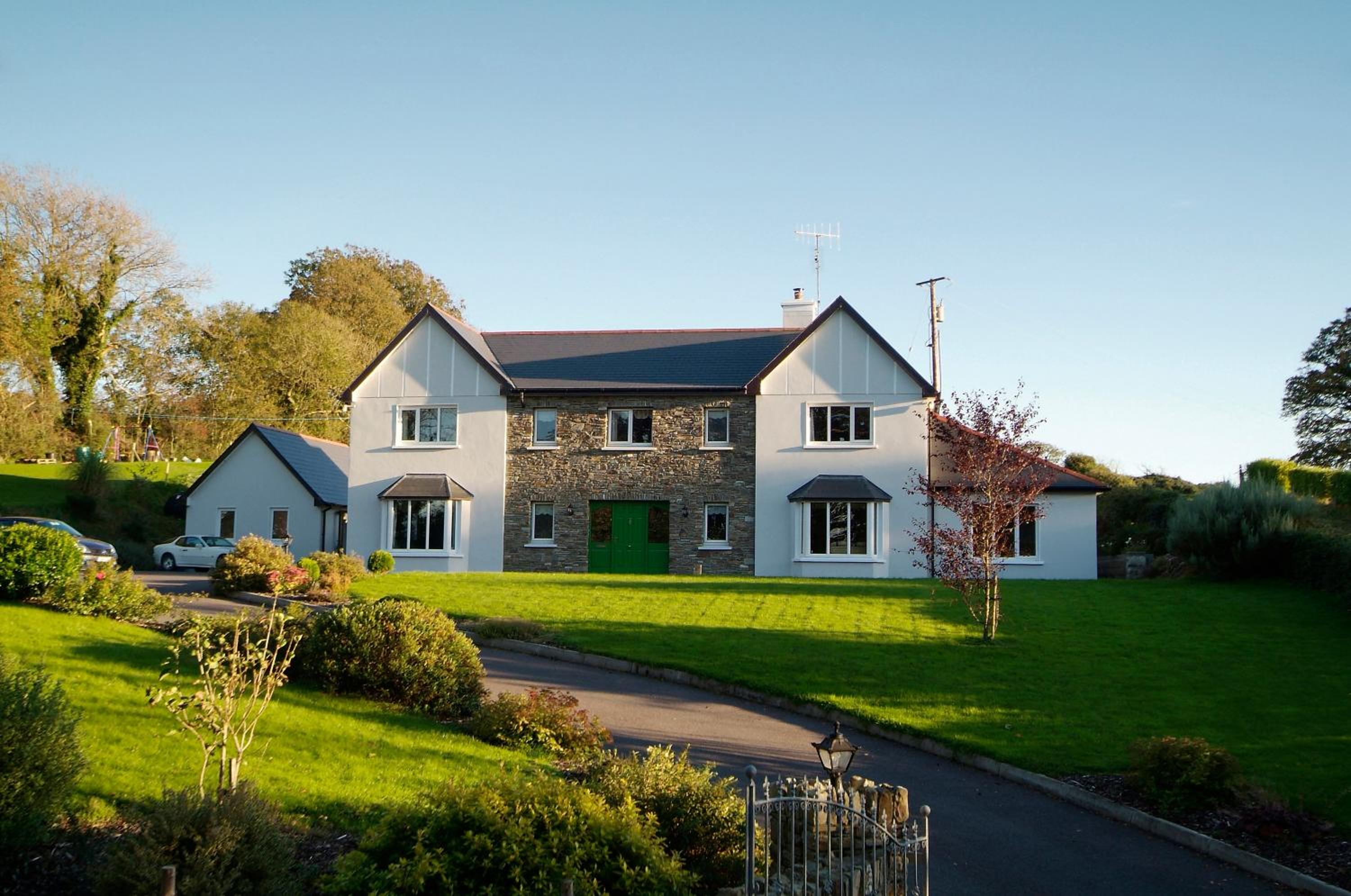PK Lodge Bed and breakfast