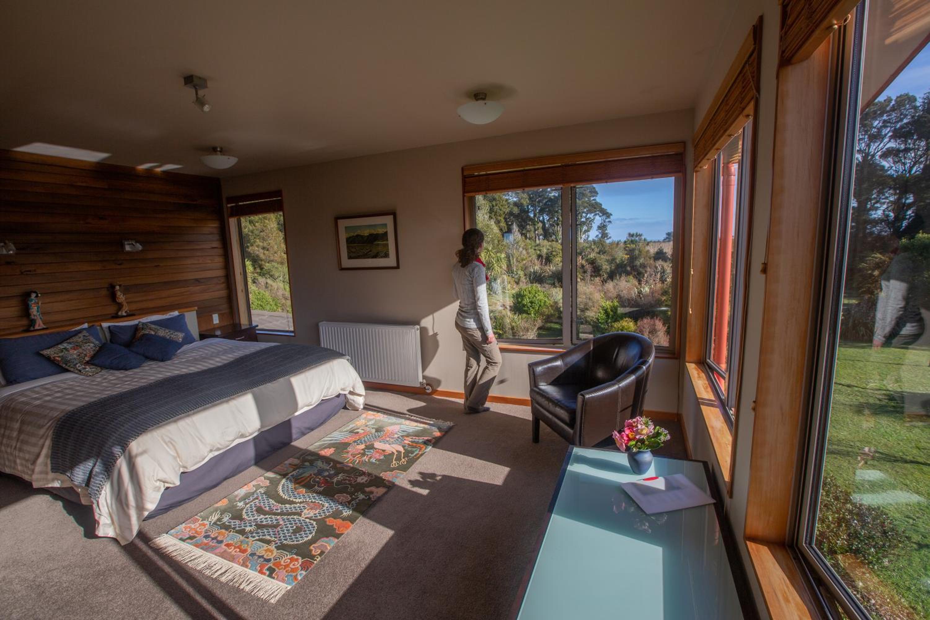 Paramata Lodge view 3